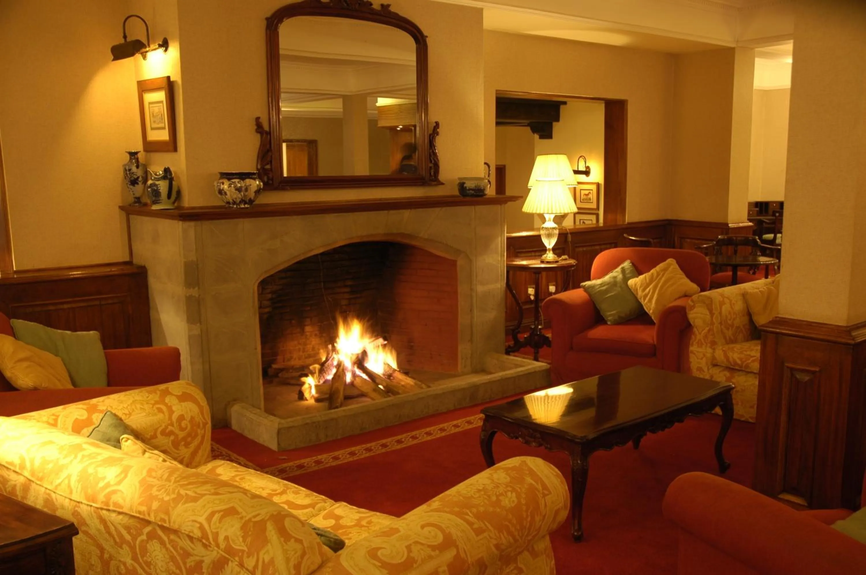 Lounge or bar in Arusha Serena Hotel