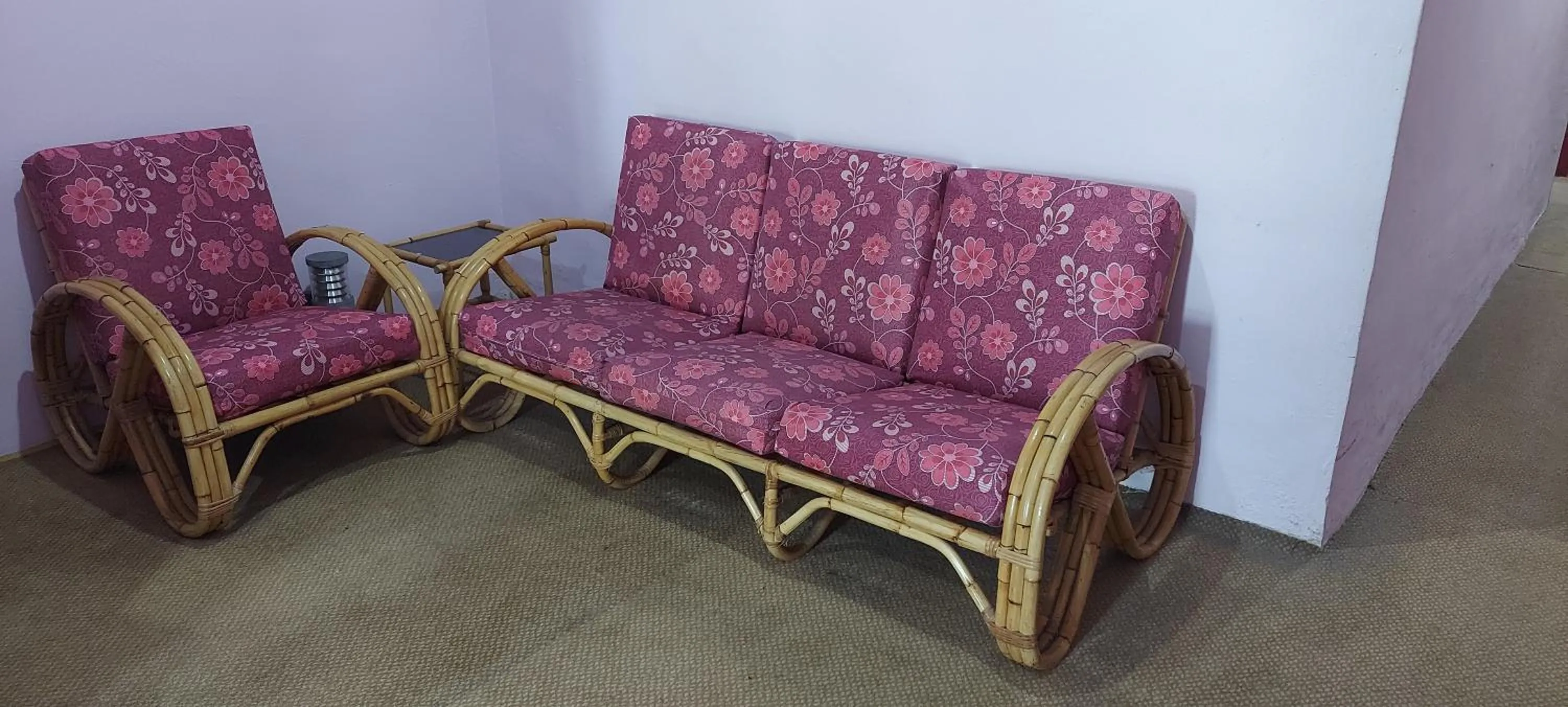 Living room in Tanjak Hotel