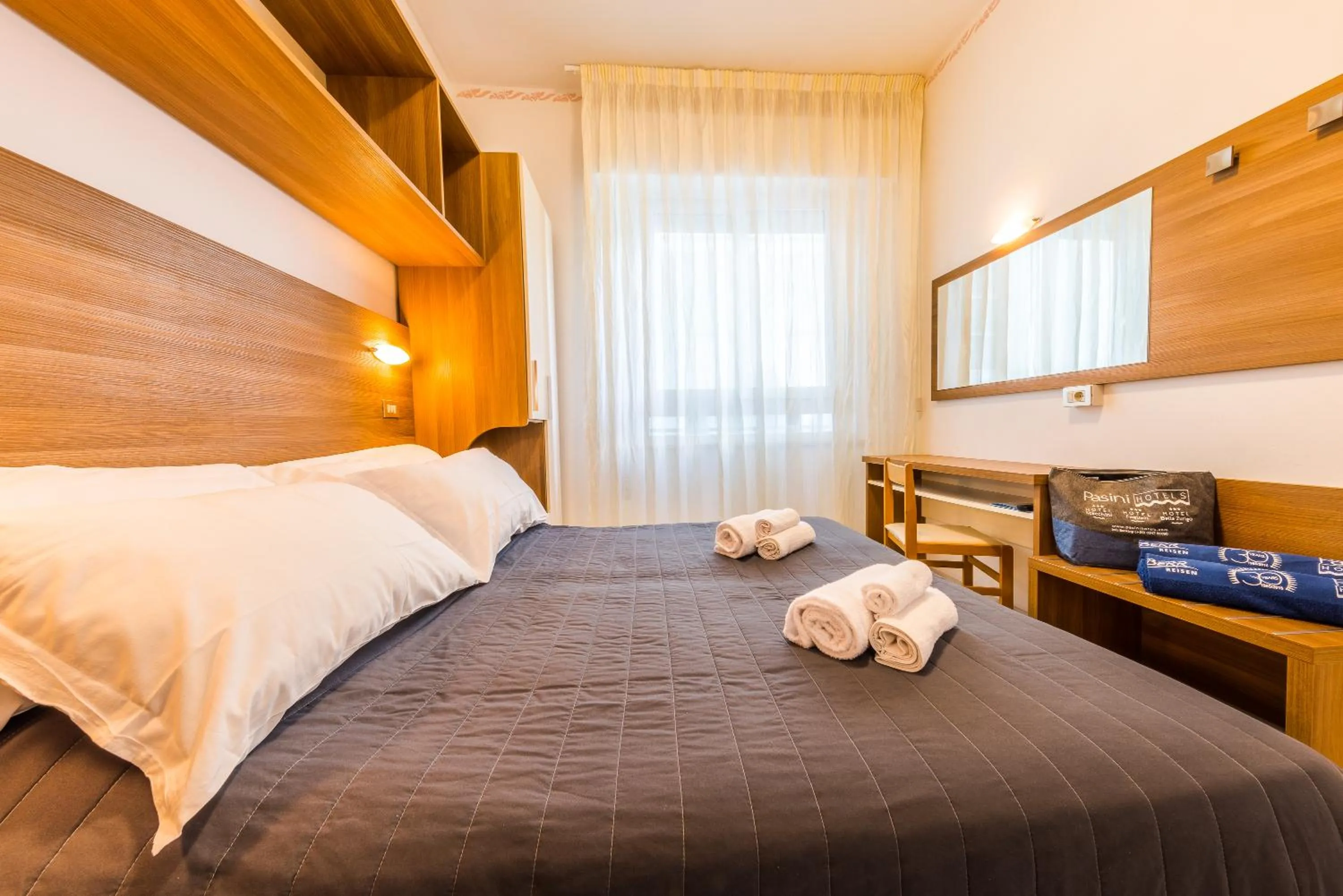 Bedroom, Bed in Hotel Stacchini