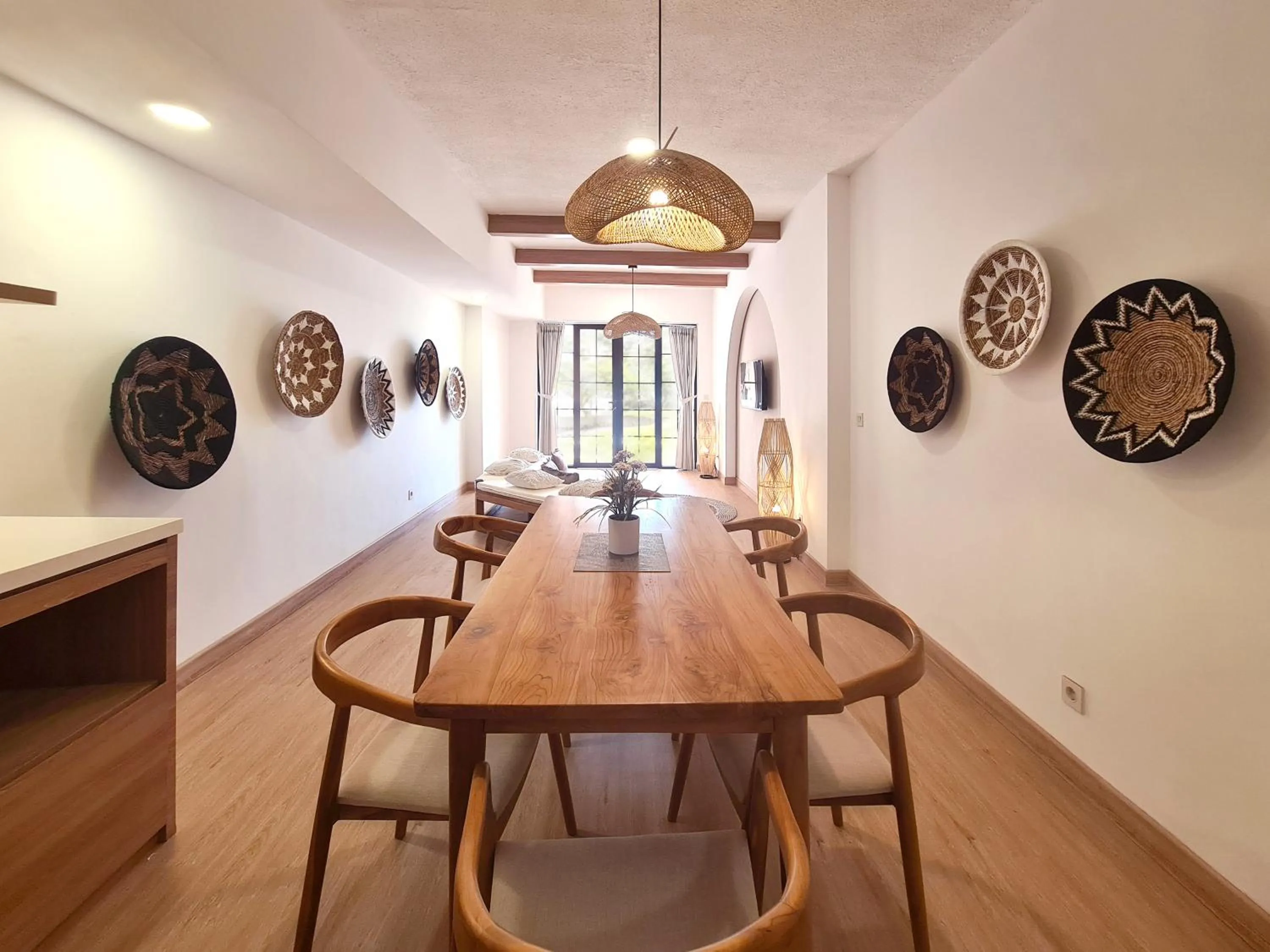 Seating area in Ocean Beach Villas - Carita Kondominium