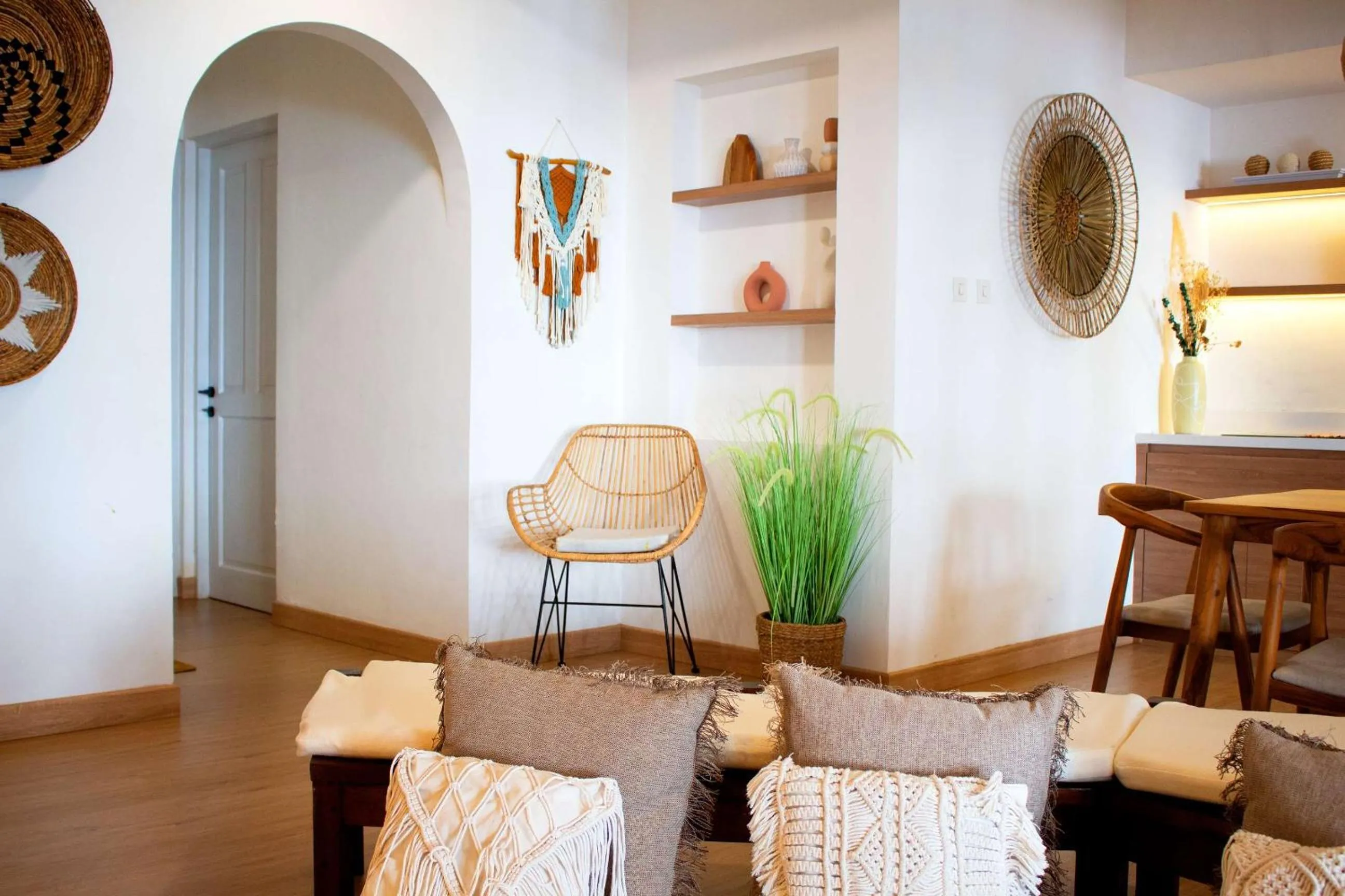 Seating area in Ocean Beach Villas - Carita Kondominium