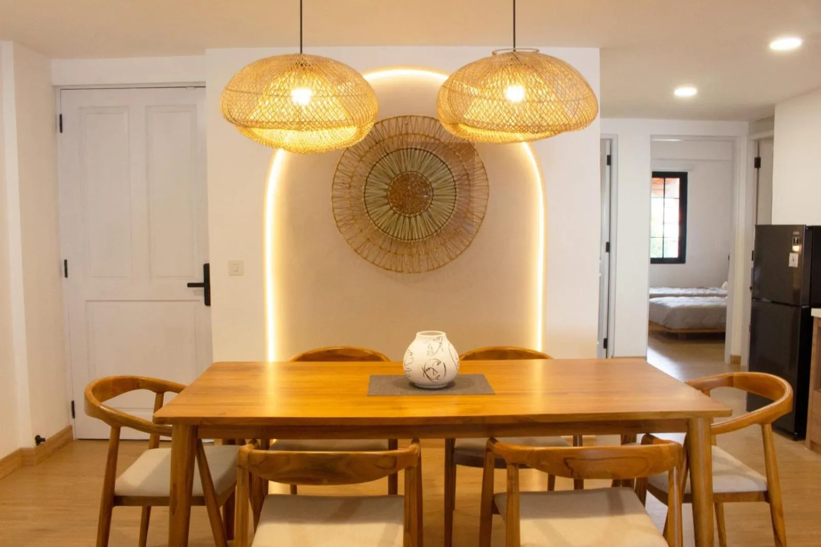 Dining area in Ocean Beach Villas - Carita Kondominium