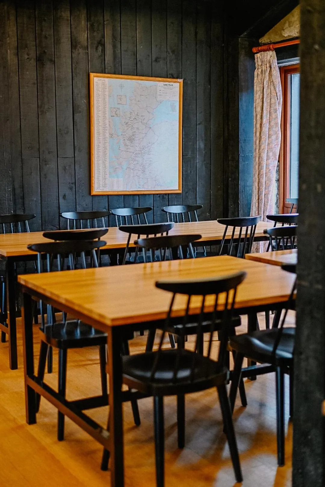 Dining area in Ratagan Youth Hostel