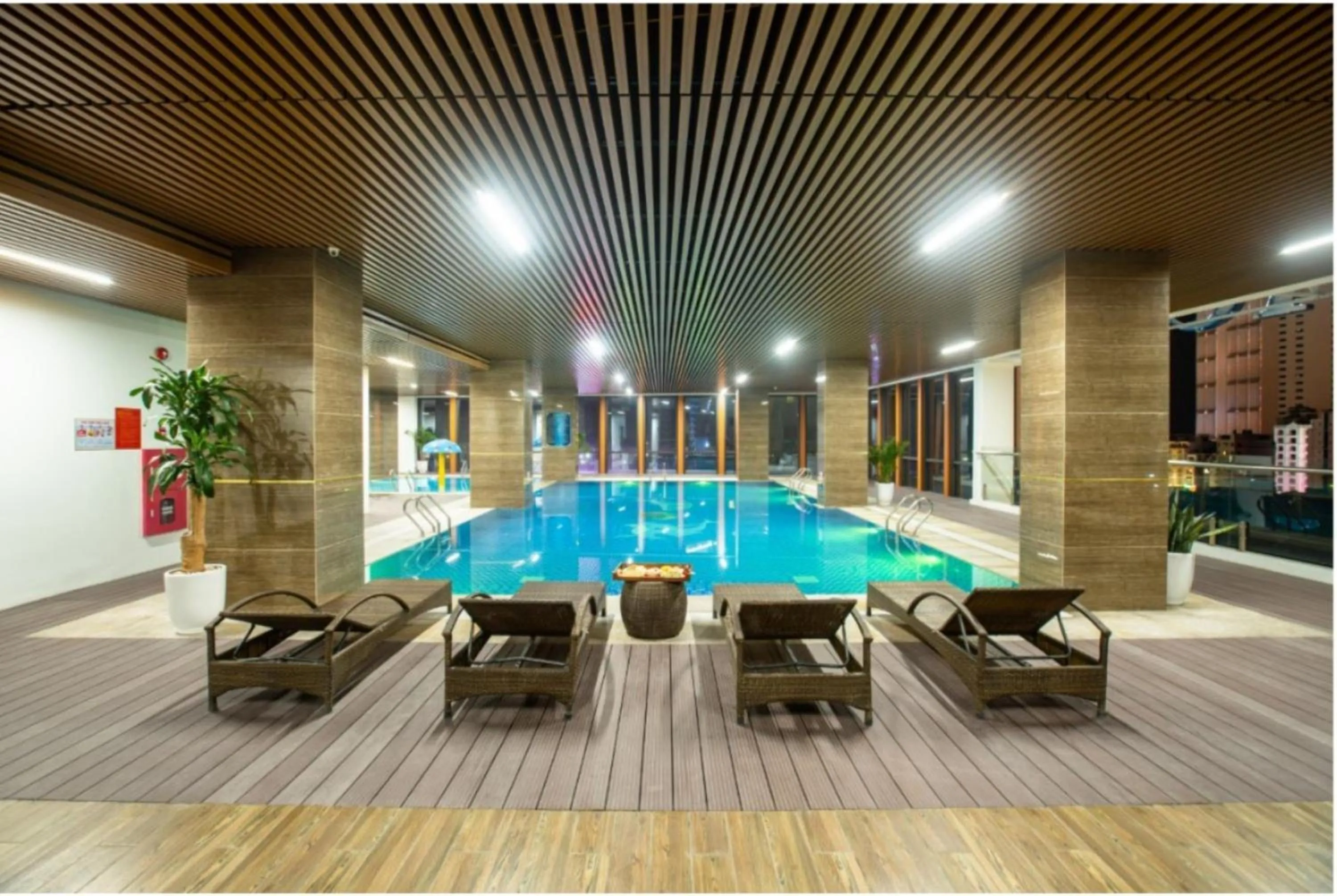 Swimming pool in Peace Hotel Hạ Long