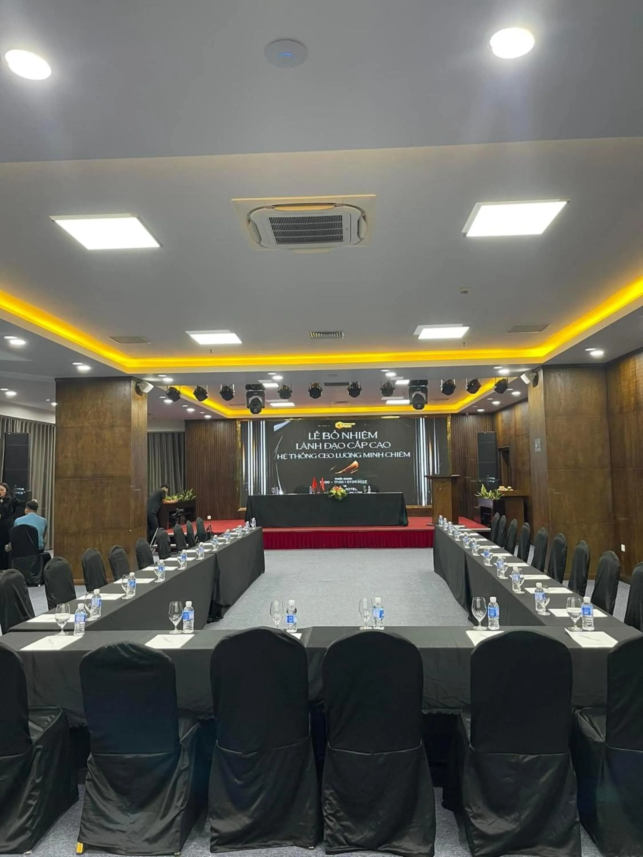 Meeting/conference room in Peace Hotel Hạ Long