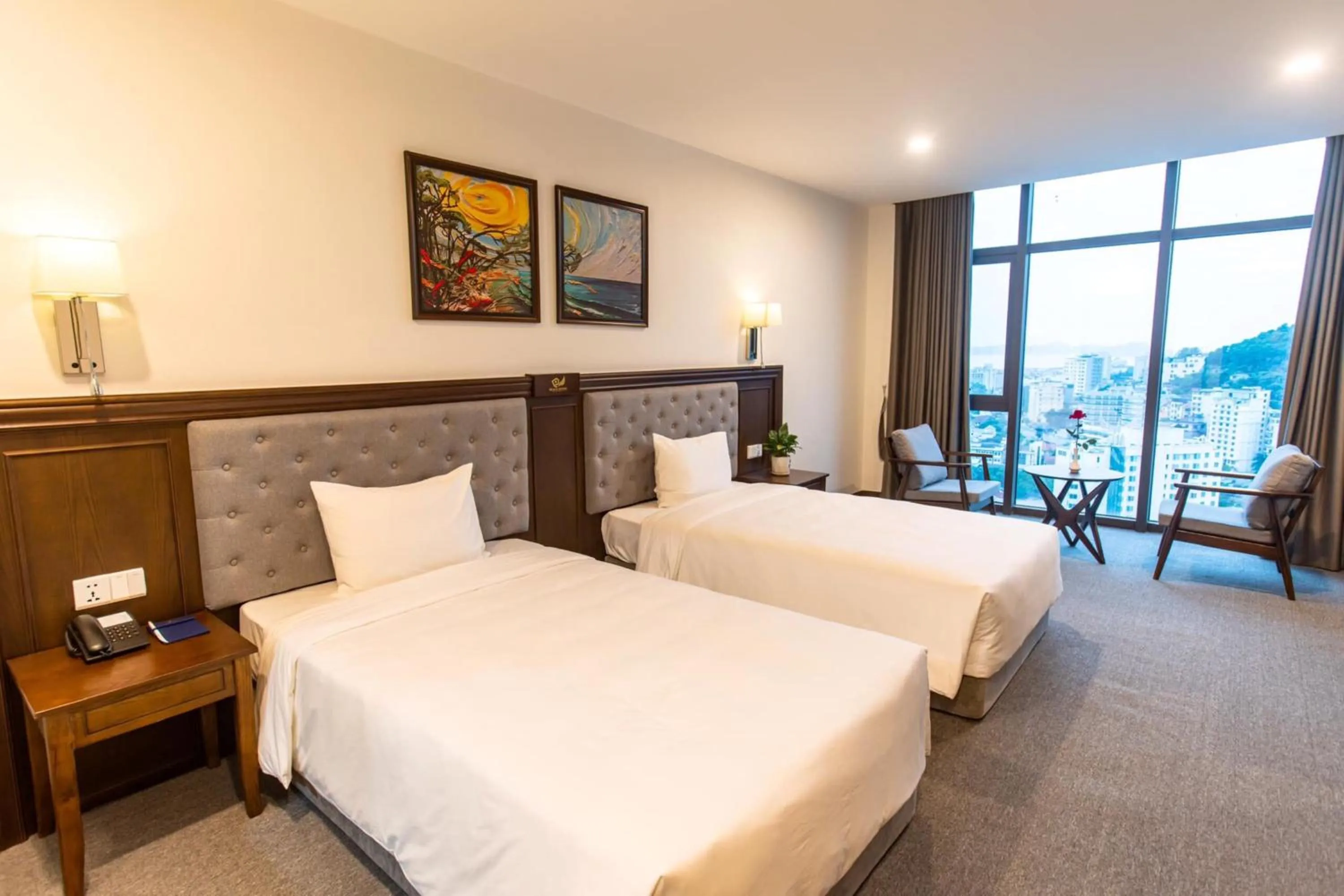 Bed in Peace Hotel Hạ Long