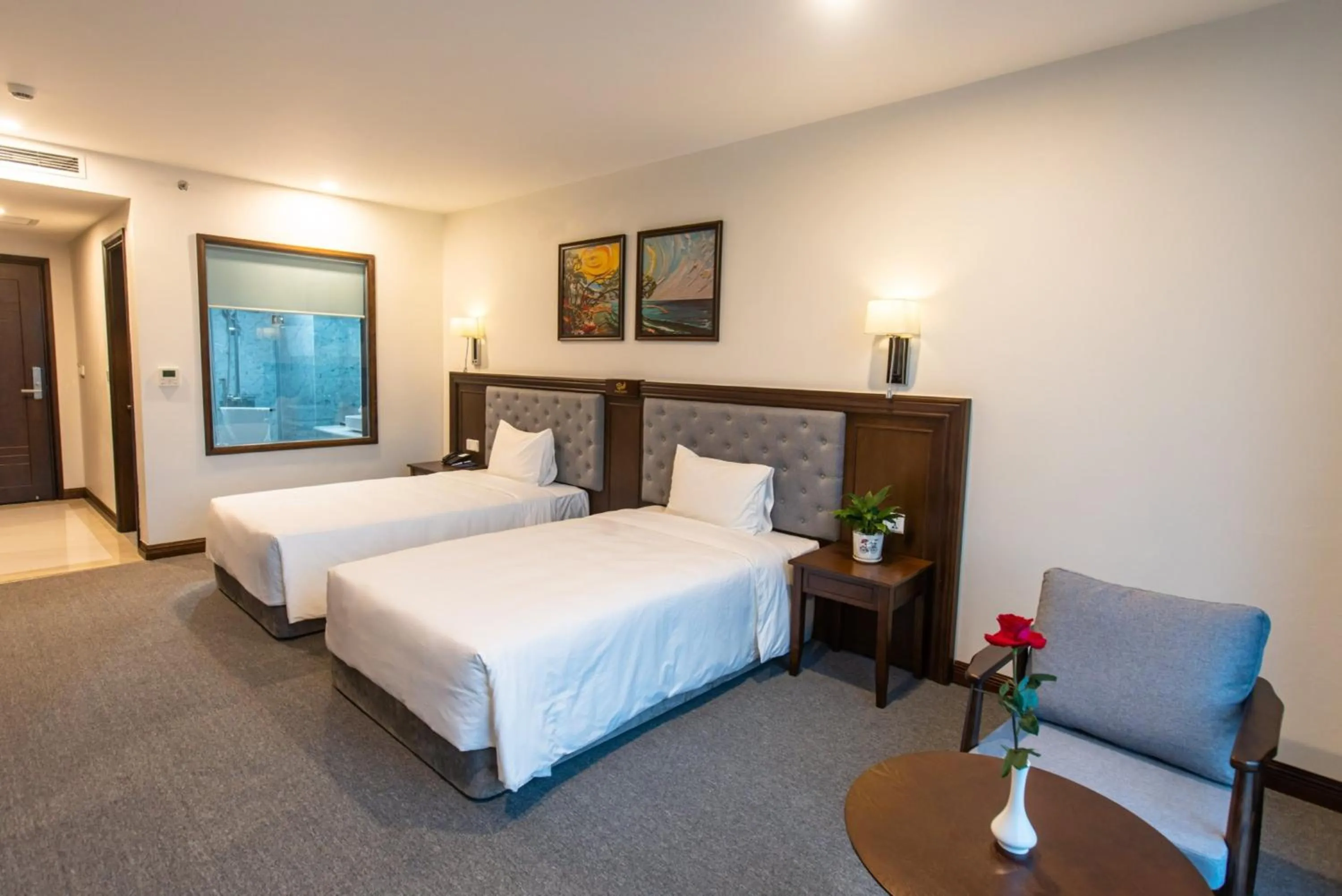 Photo of the whole room, Bed in Peace Hotel Hạ Long