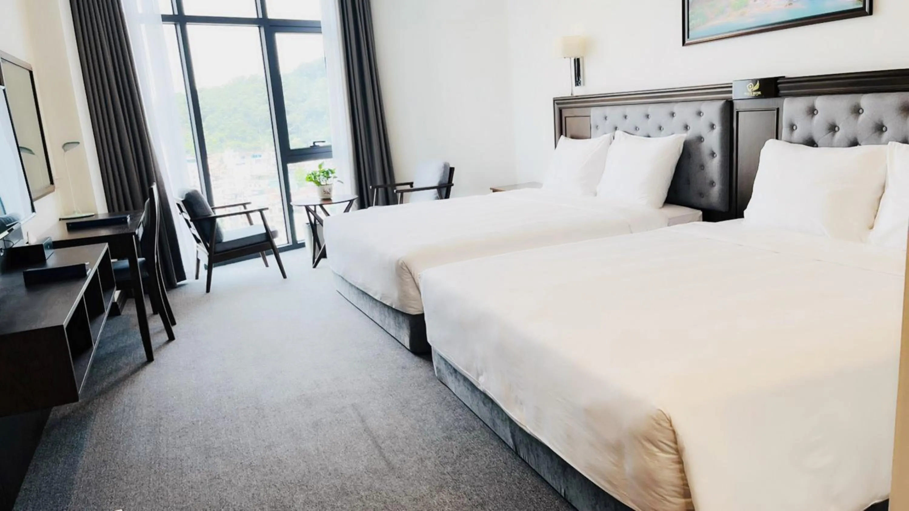 Bed in Peace Hotel Hạ Long