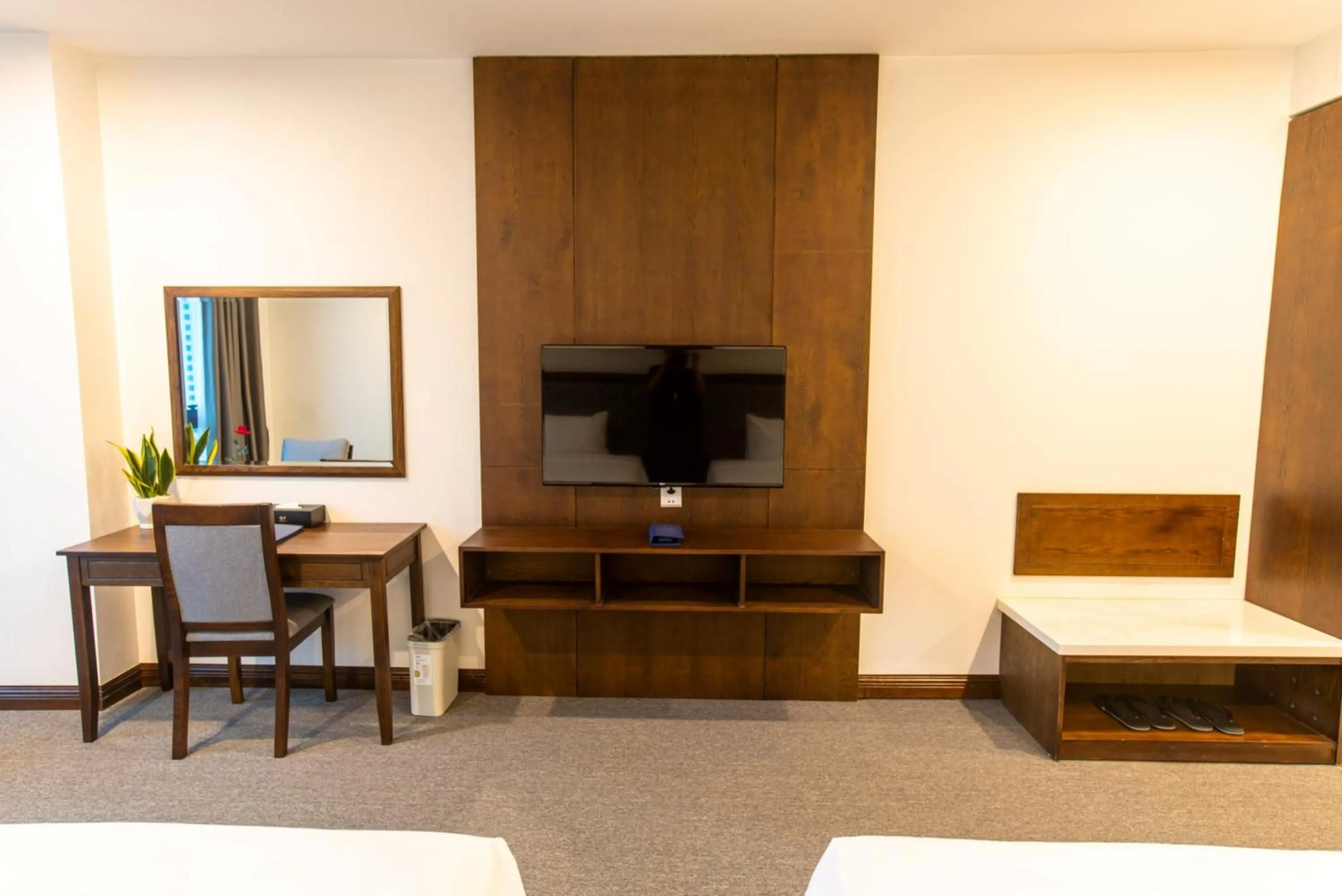 Bed in Peace Hotel Hạ Long