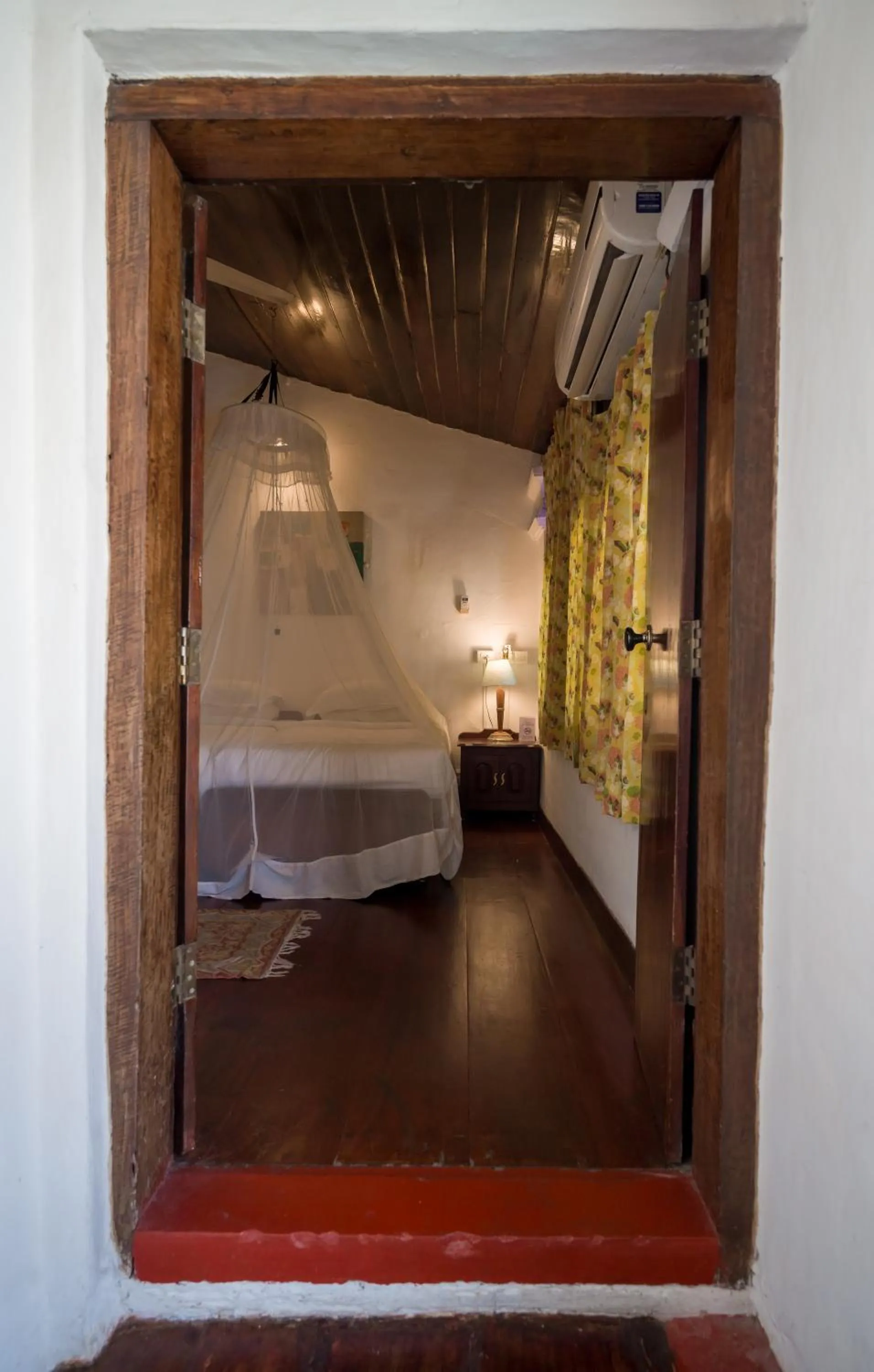Bedroom, Bed in Old Courtyard Hotel