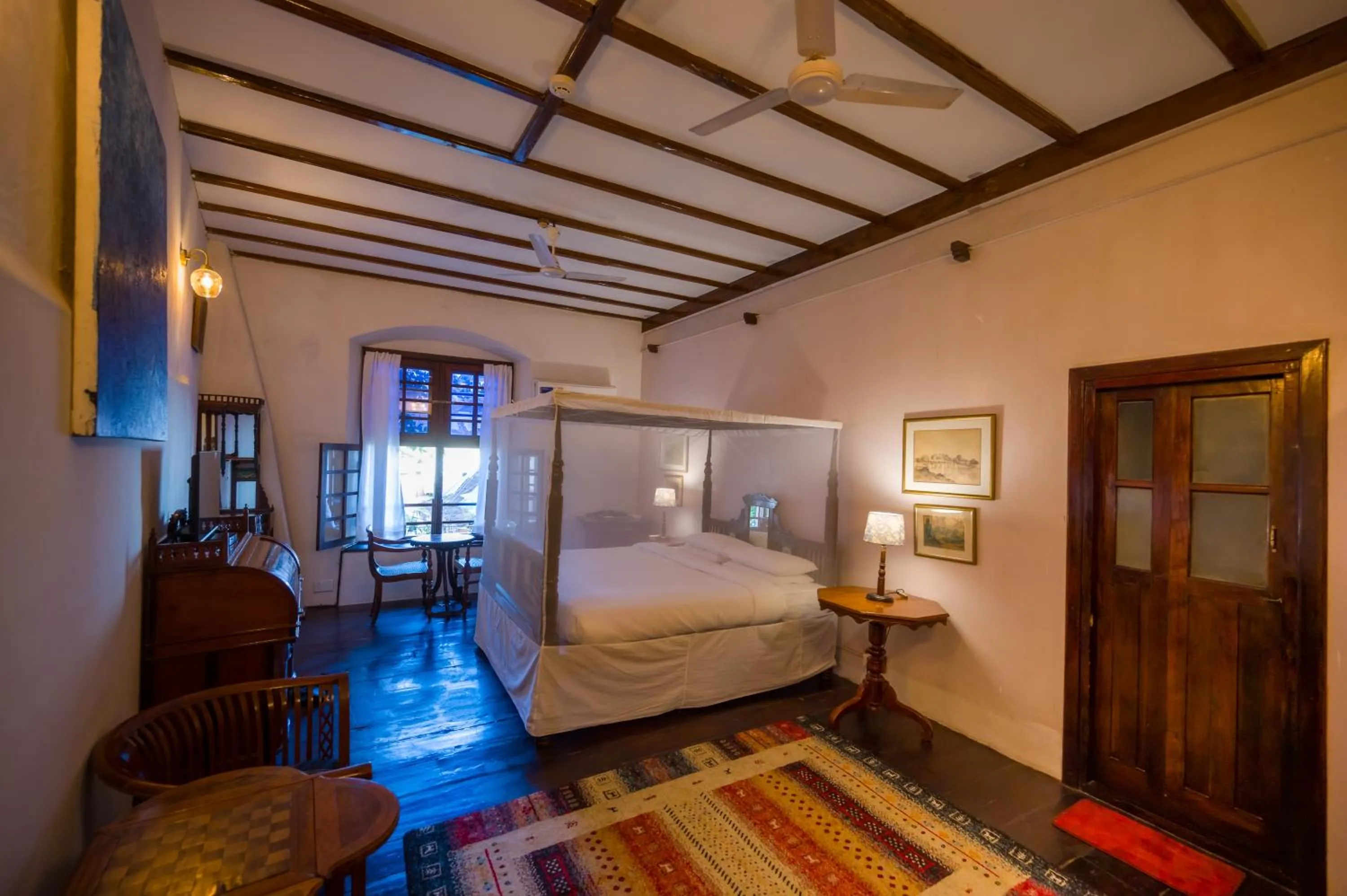 Deluxe Double Room in Old Courtyard Hotel