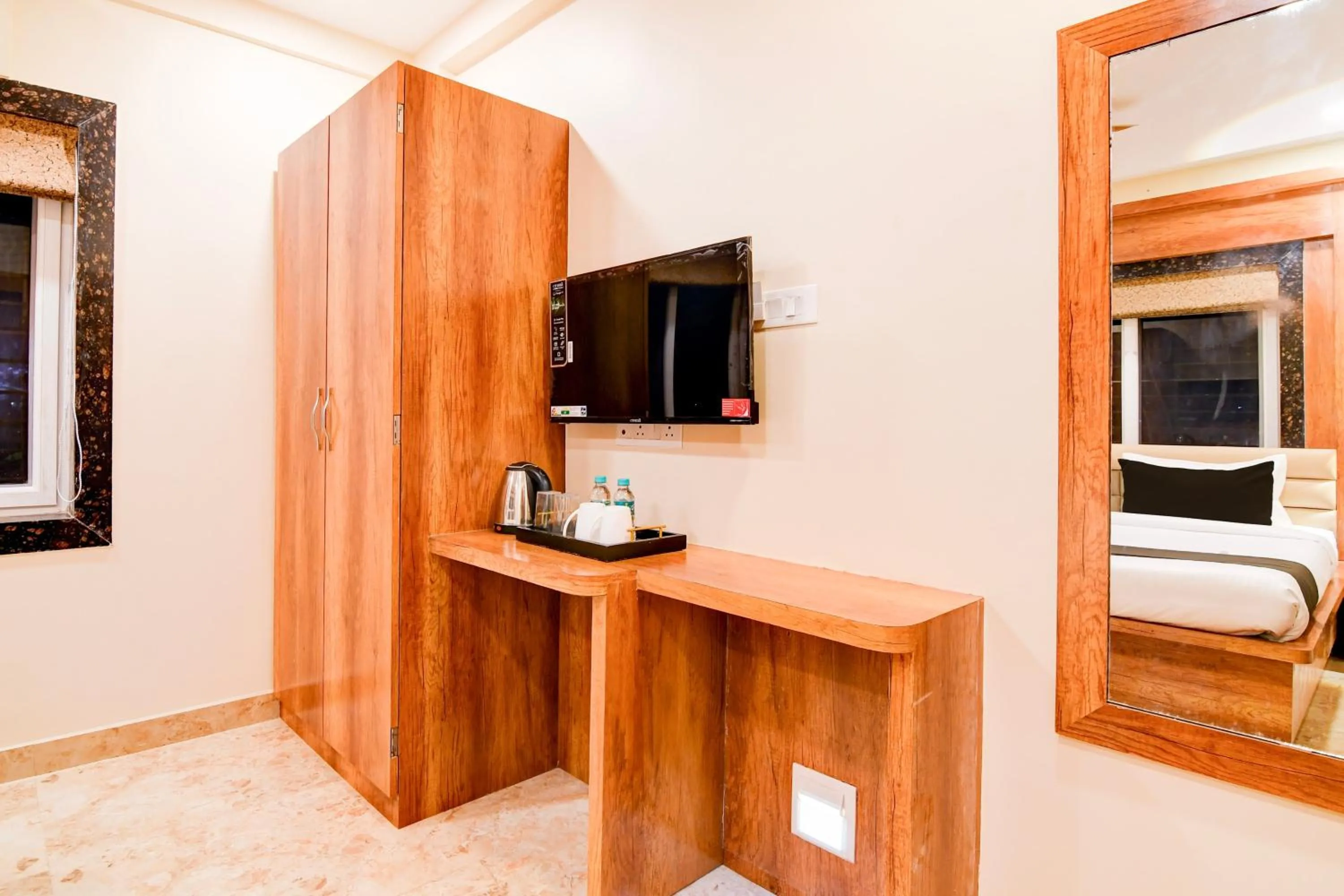 Bedroom in Hotel O Grand Inn