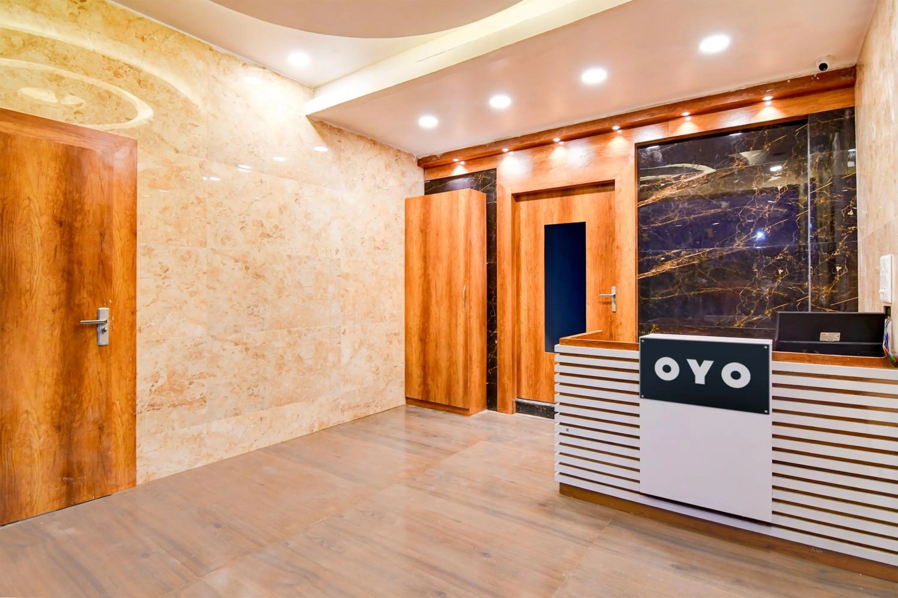 Lobby or reception in Hotel O Grand Inn