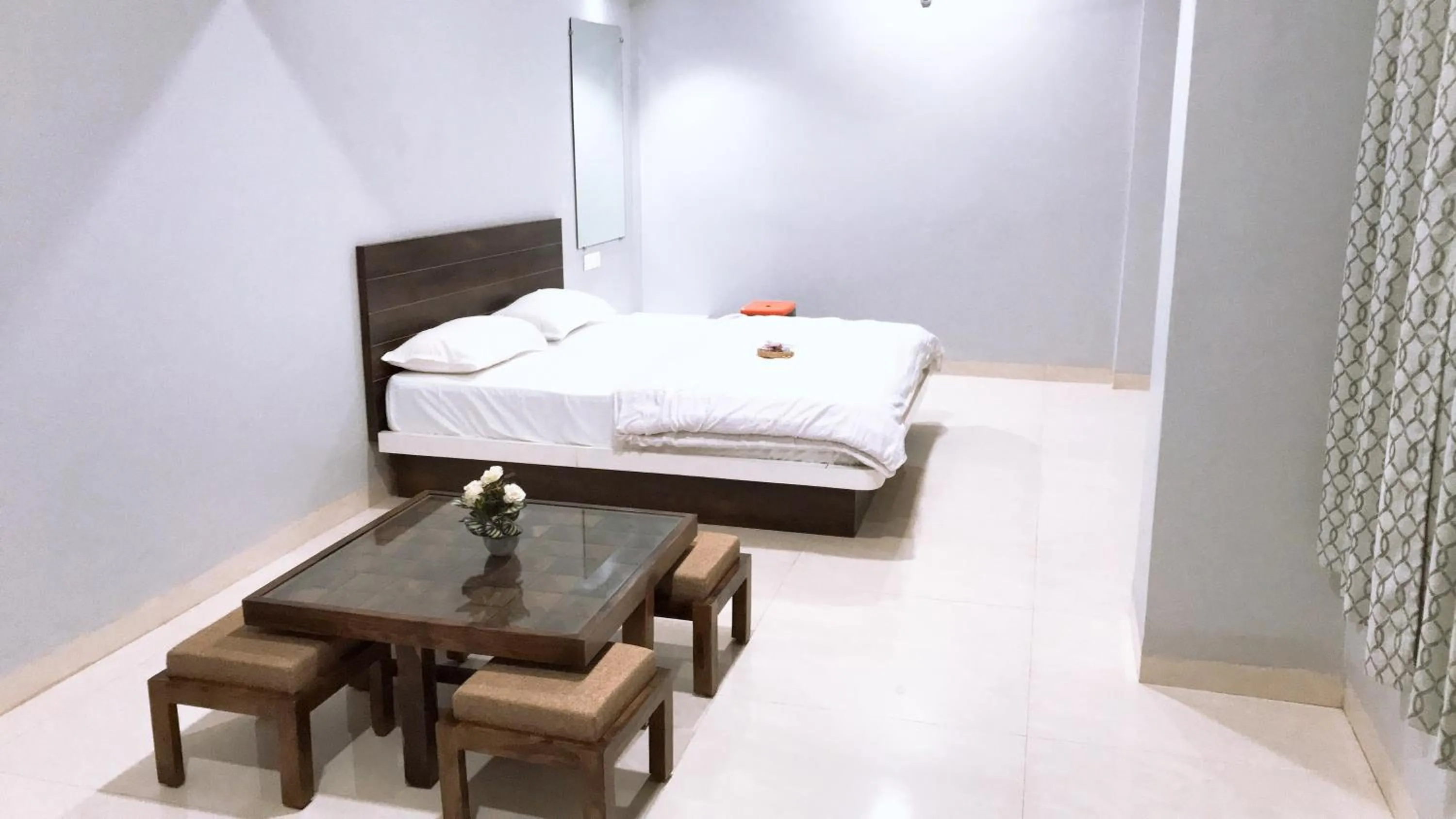 Photo of the whole room in HOTEL MUSHAK by BAPPA PALACE