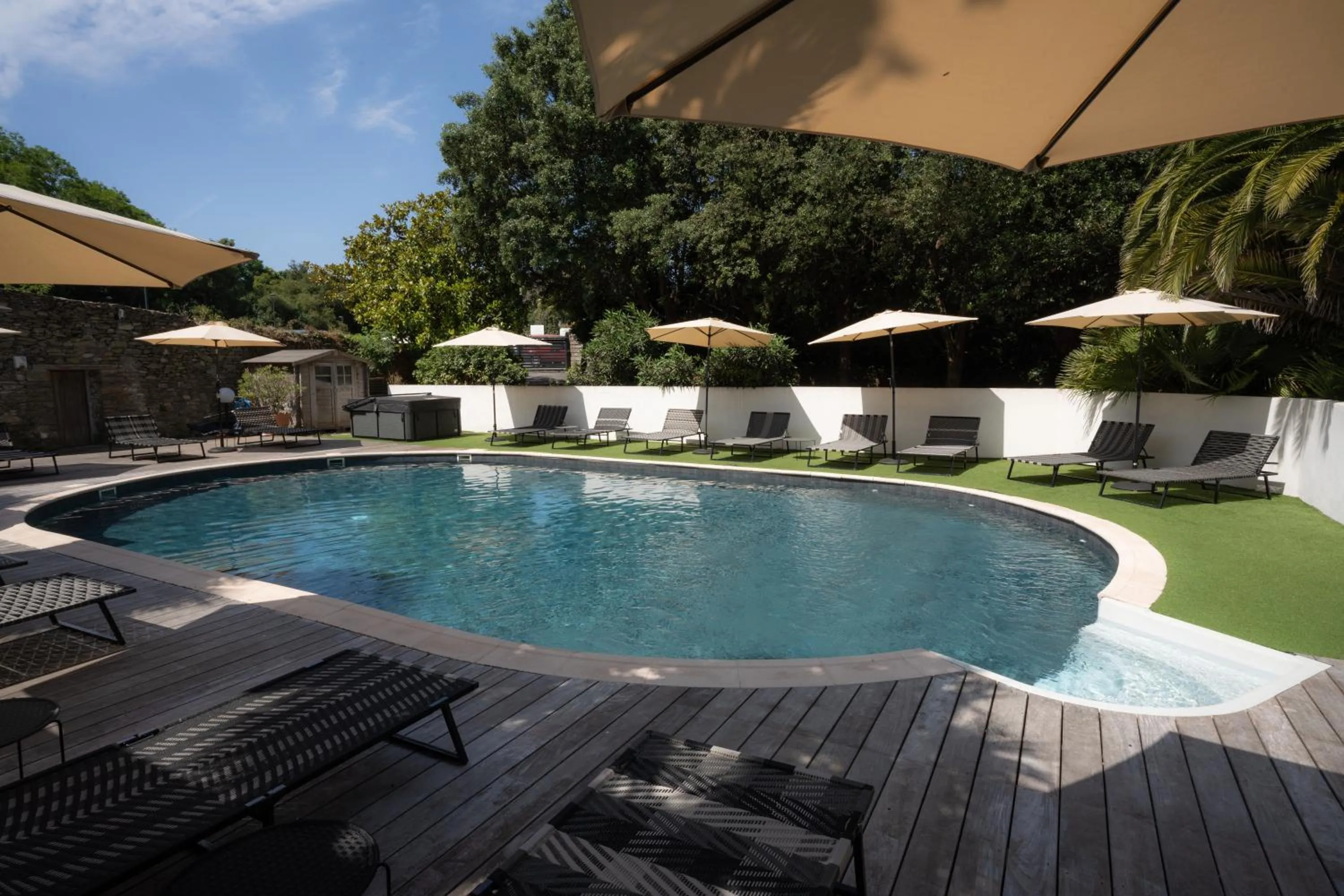 Patio in Ty Mad Hôtel