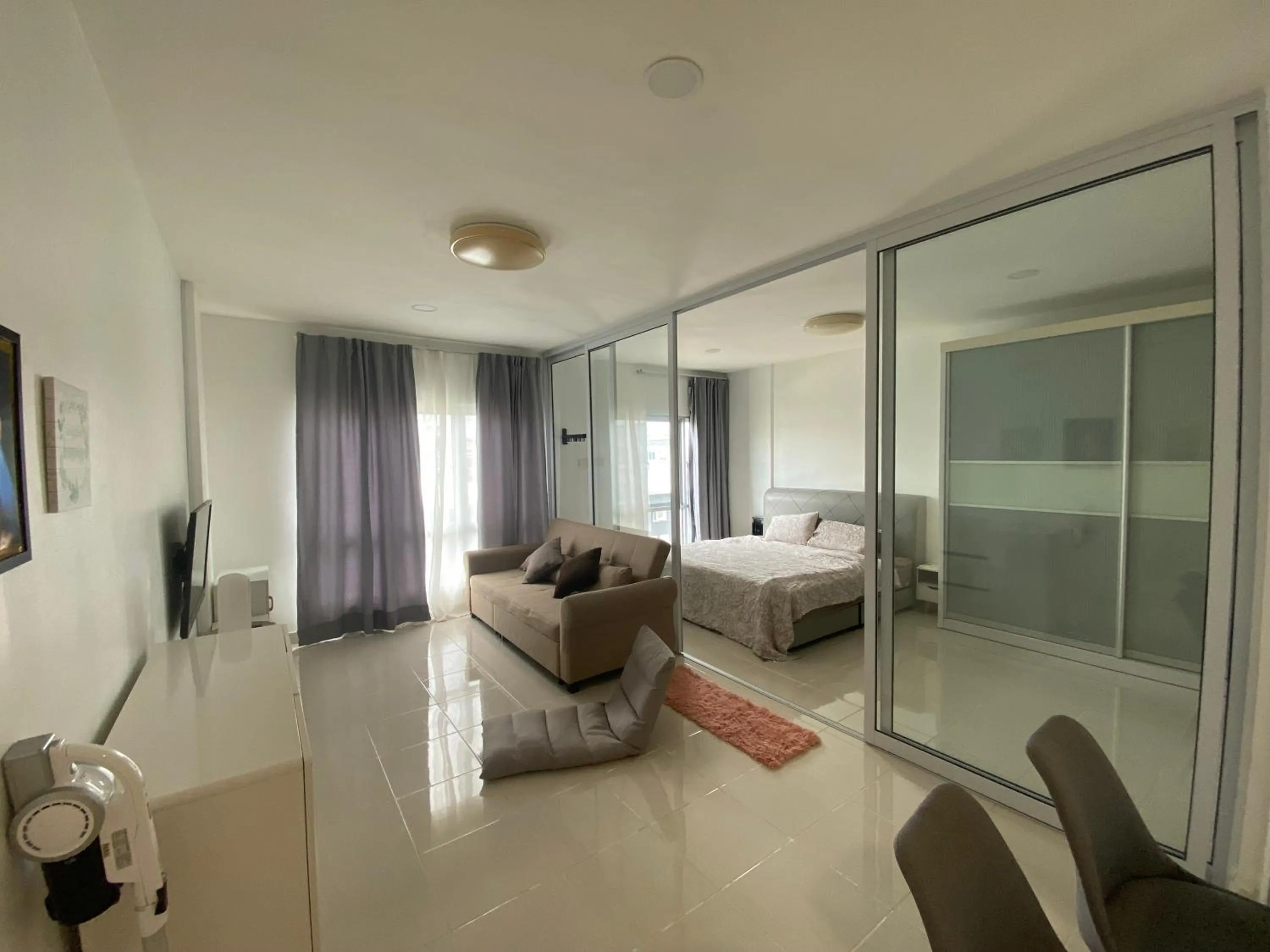 TV and multimedia, Bed in Papillon Escape