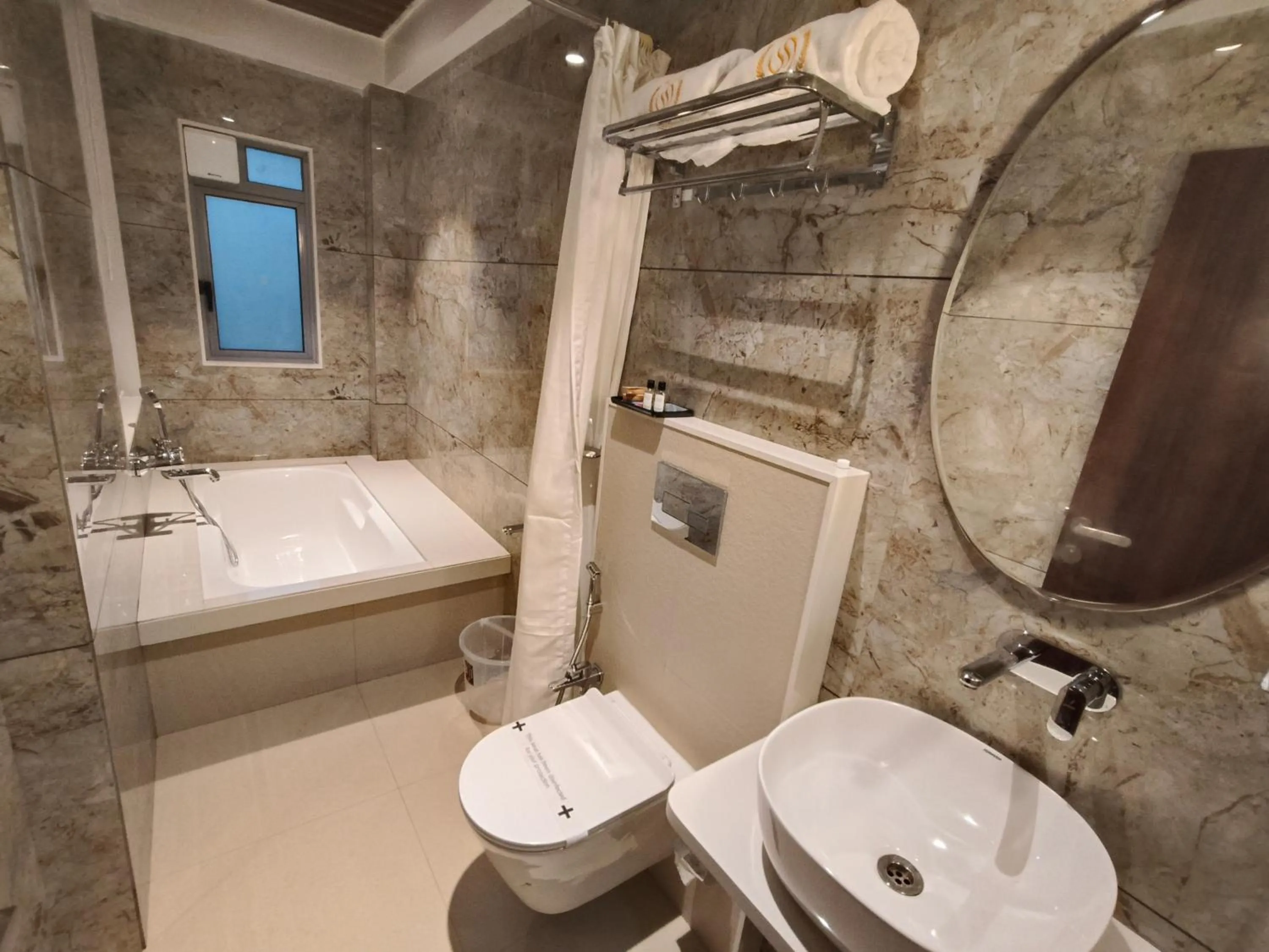 Bath in Hotel Sonesta Suites - Thane