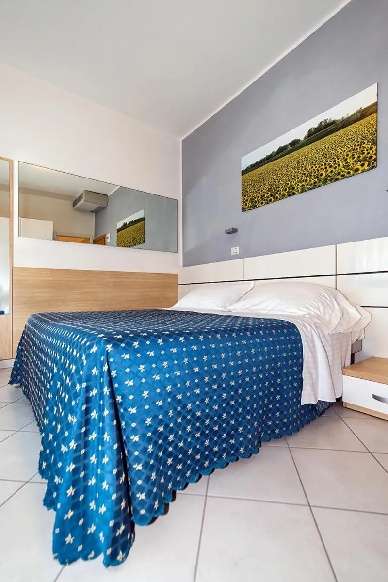 Bedroom in Hotel Baya - in centro, sul mare