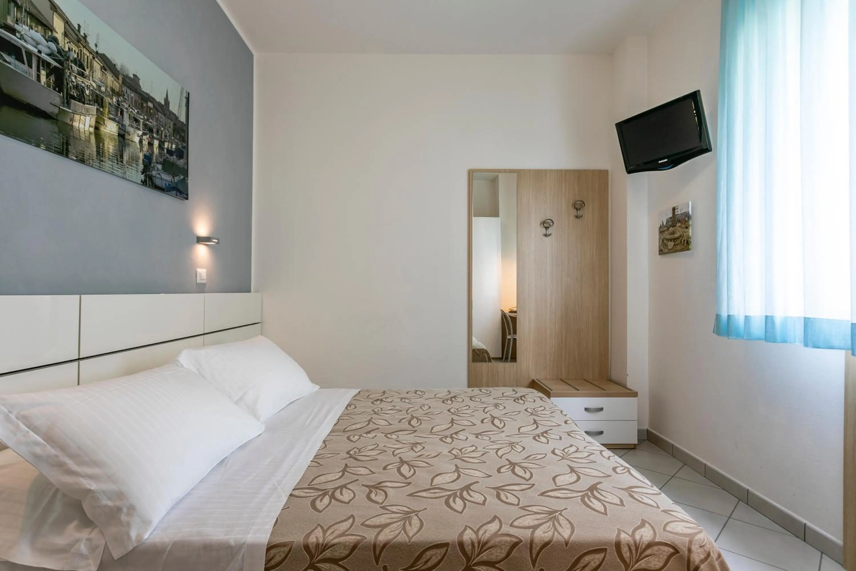 Bed in Hotel Baya - in centro, sul mare