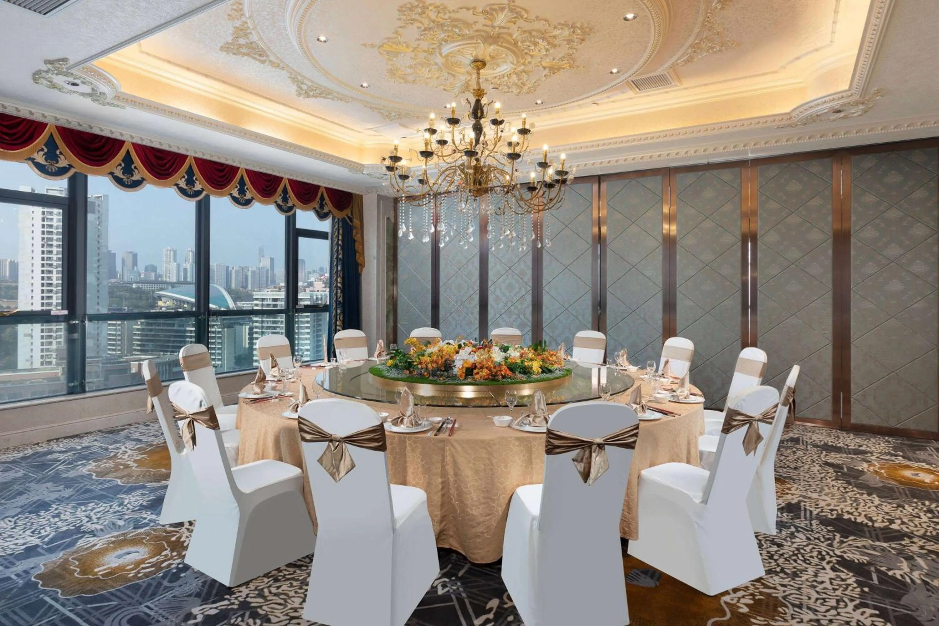 Bed in Days Inn by Wyndham Chongqing Jiulongpo