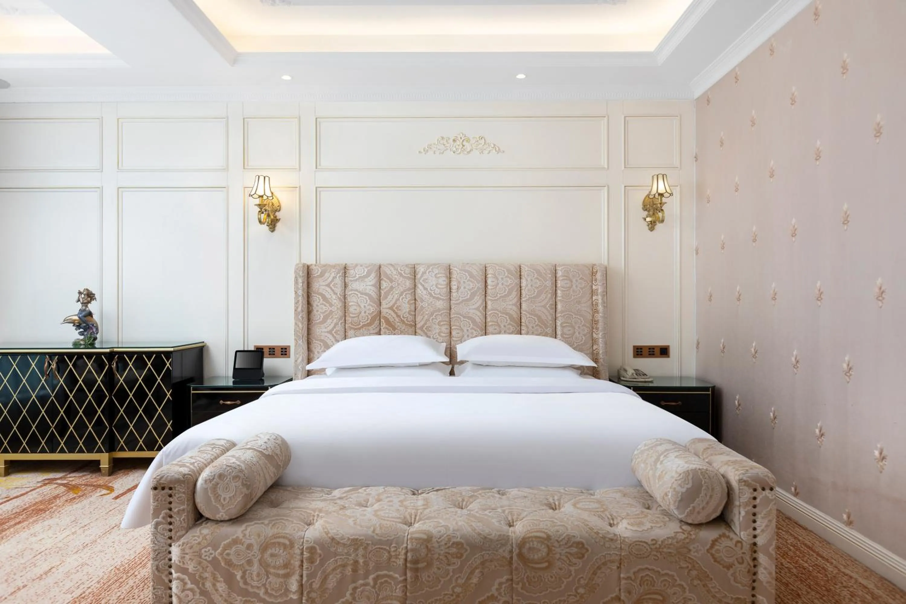 Days Inn by Wyndham Chongqing Jiulongpo