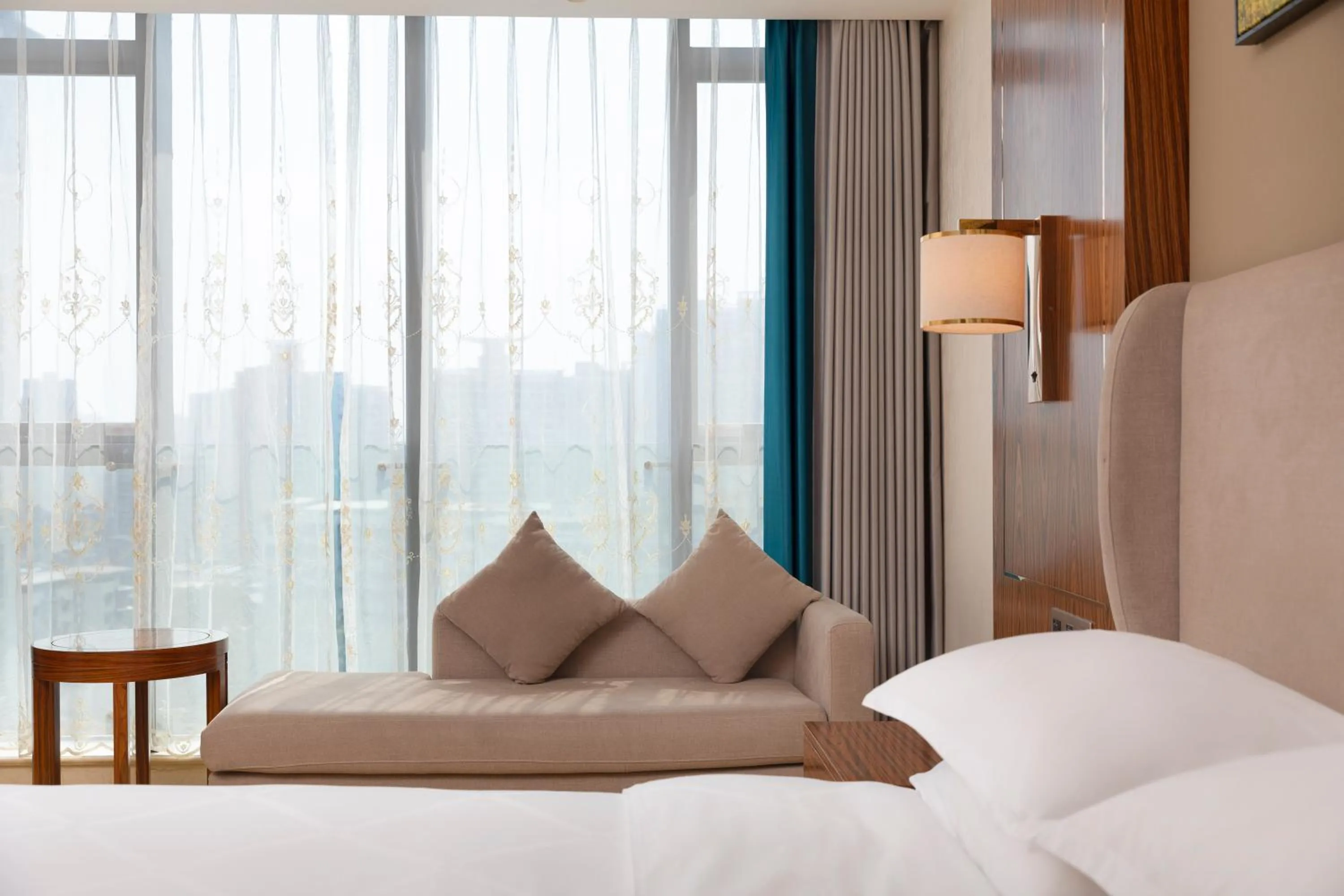 Days Inn by Wyndham Chongqing Jiulongpo