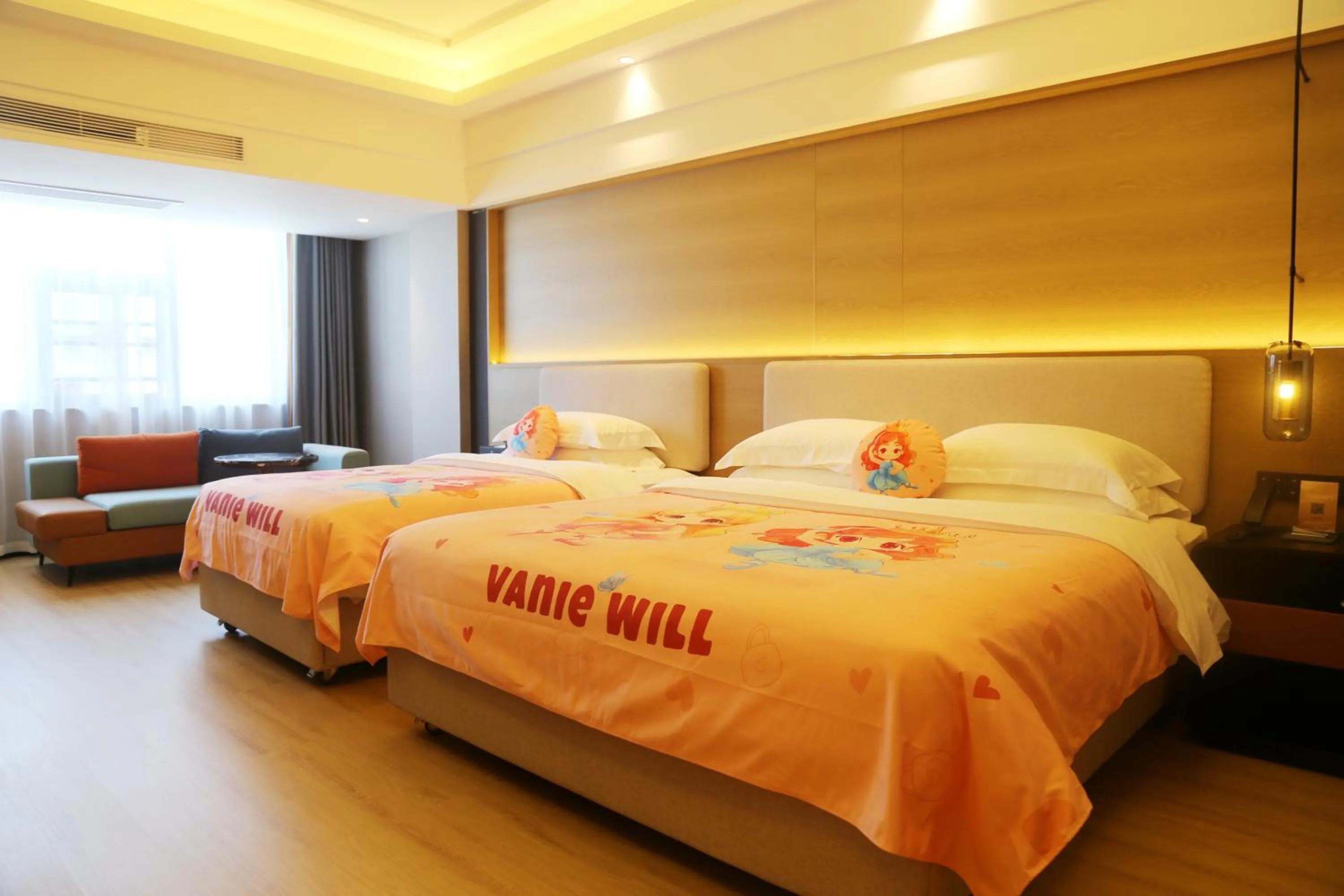 Bed in La Quinta by Wyndham Qionghai Yinhai