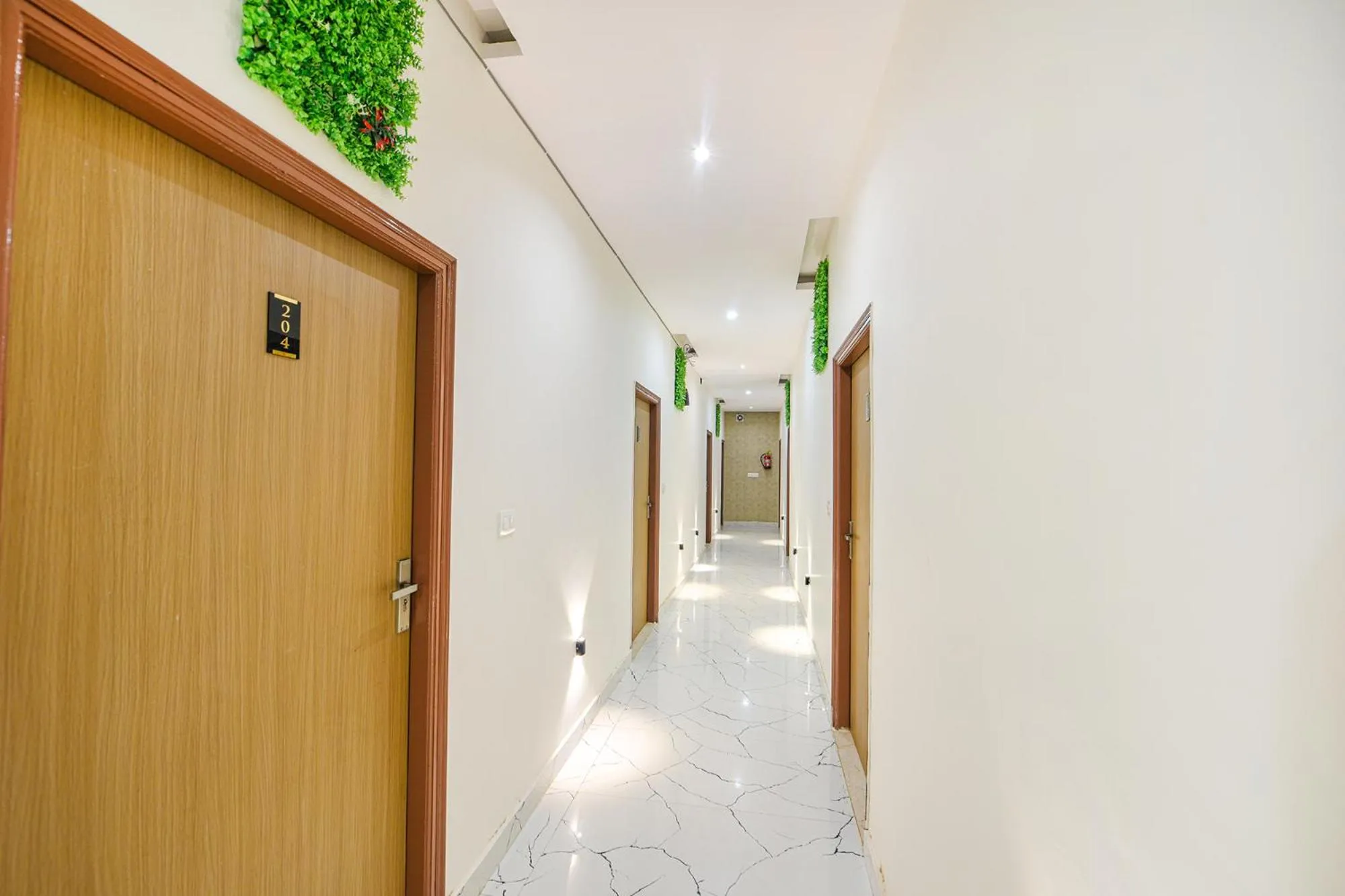Lobby or reception in FabHotel Kavya Inn - Nr The Mall of Faridabad