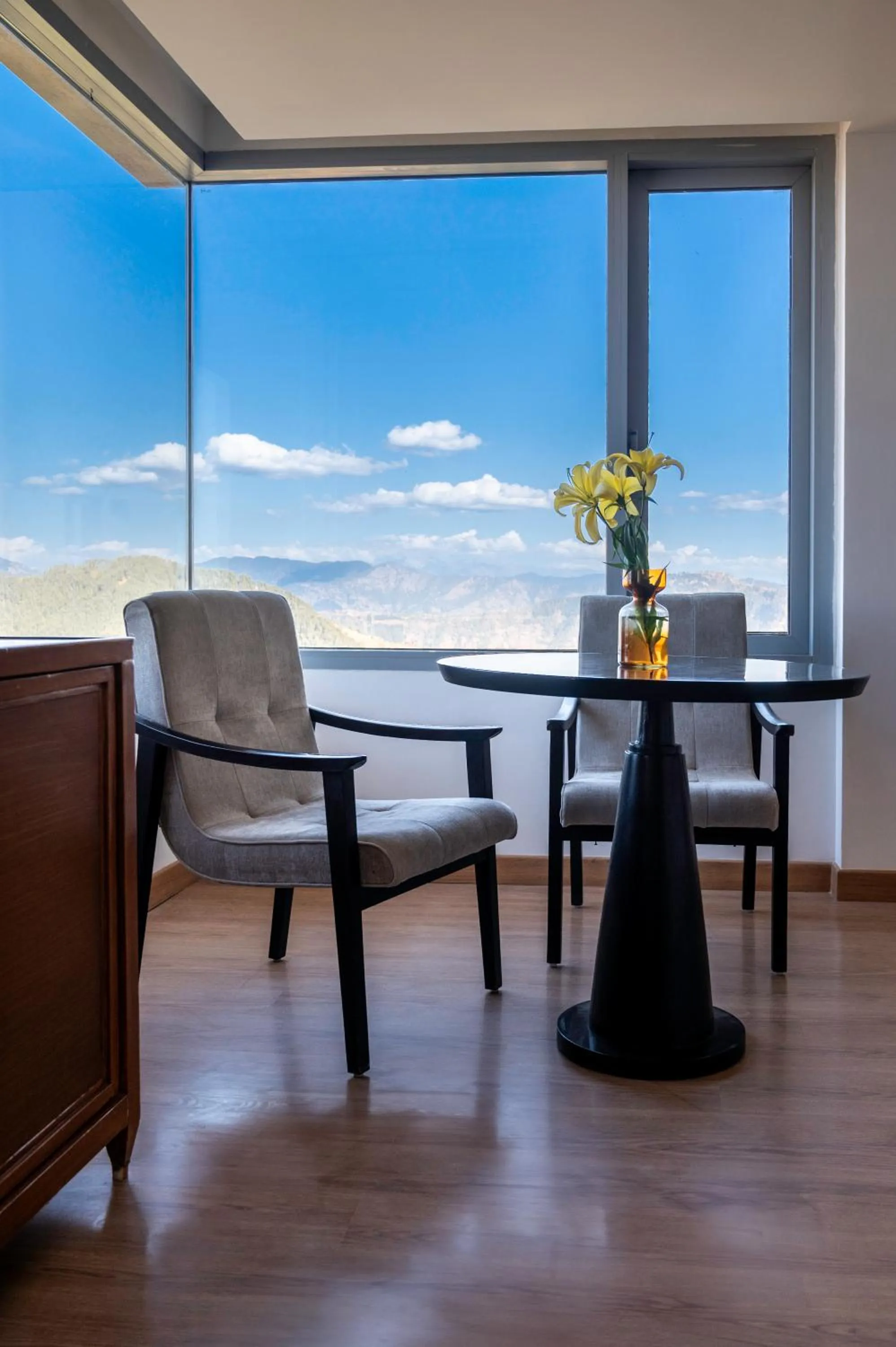 Seating area in dusitD2 Fagu, Shimla