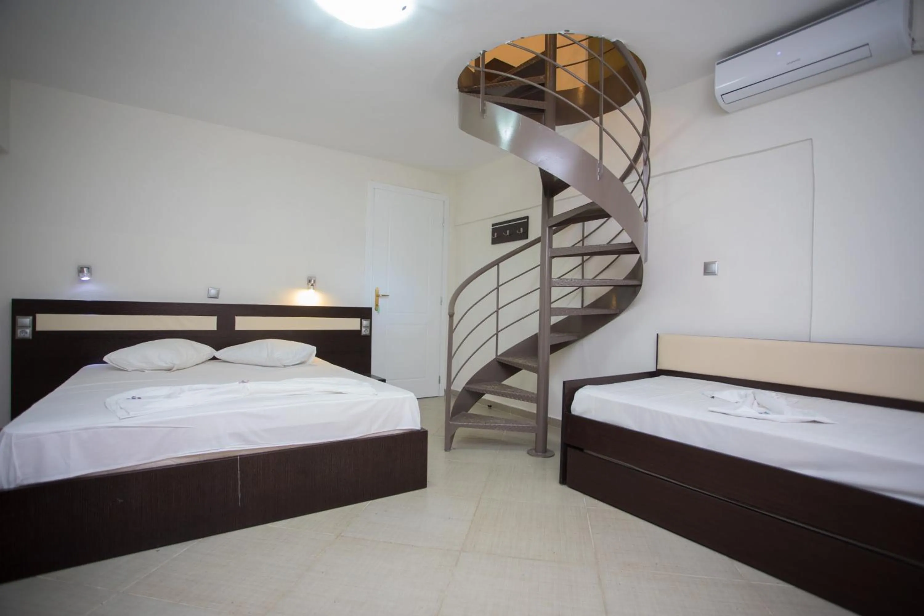 Bed in Villa Amalia Sun Beach