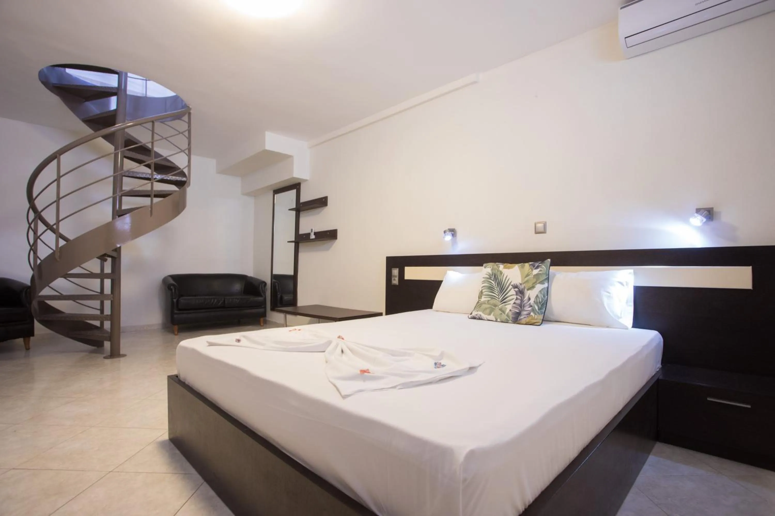 Bed in Villa Amalia Sun Beach
