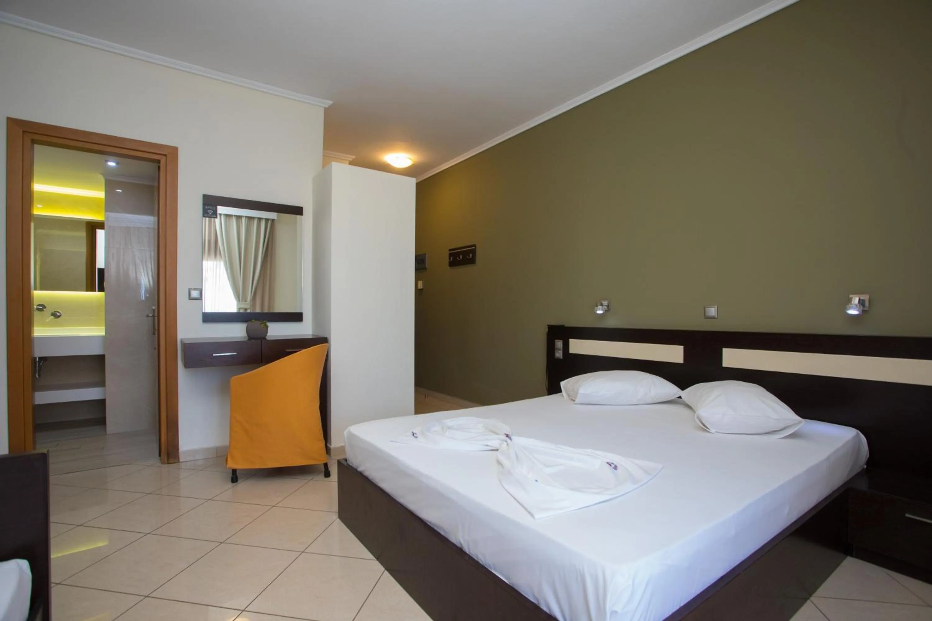 Photo of the whole room, Bed in Villa Amalia Sun Beach