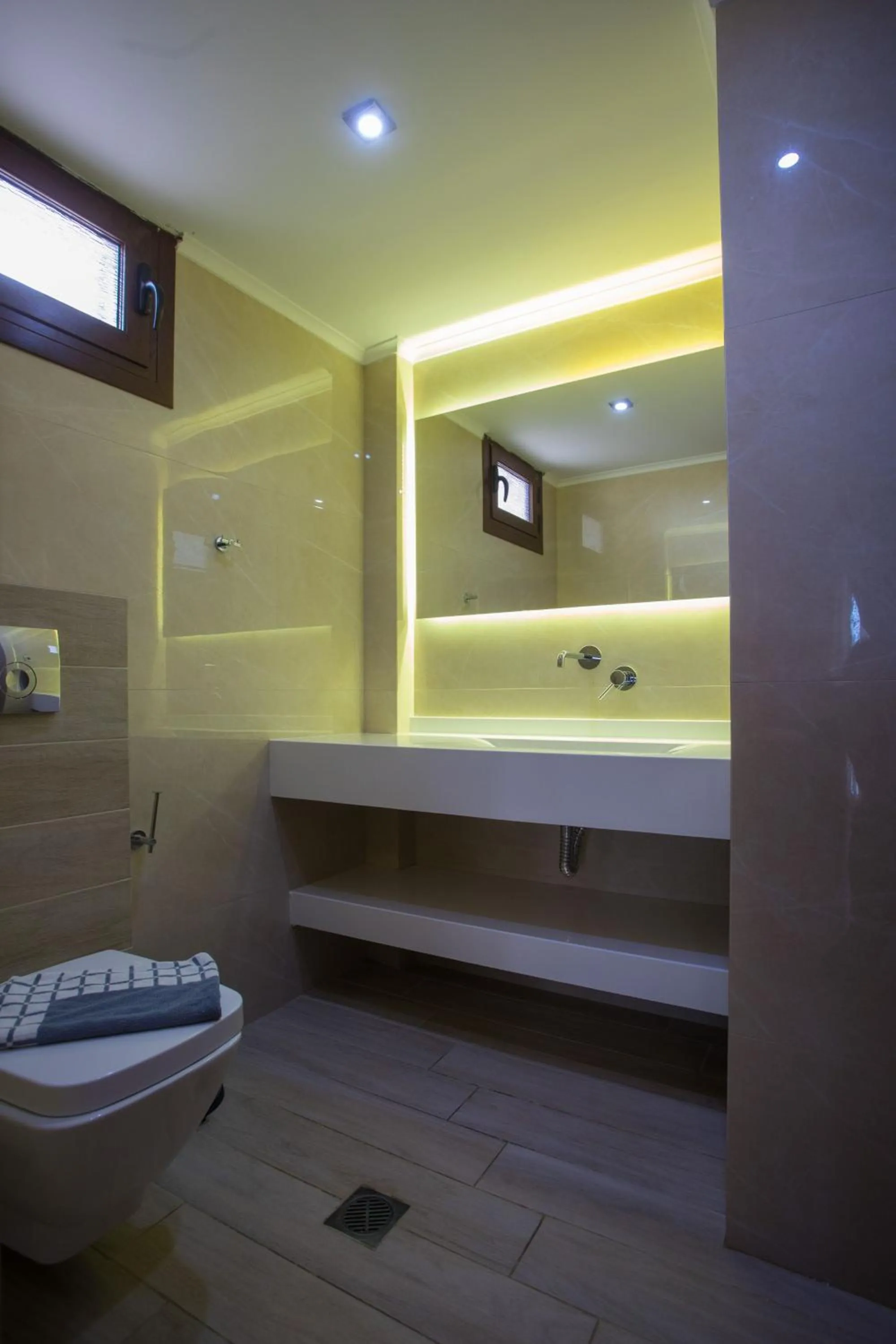 Shower in Villa Amalia Sun Beach