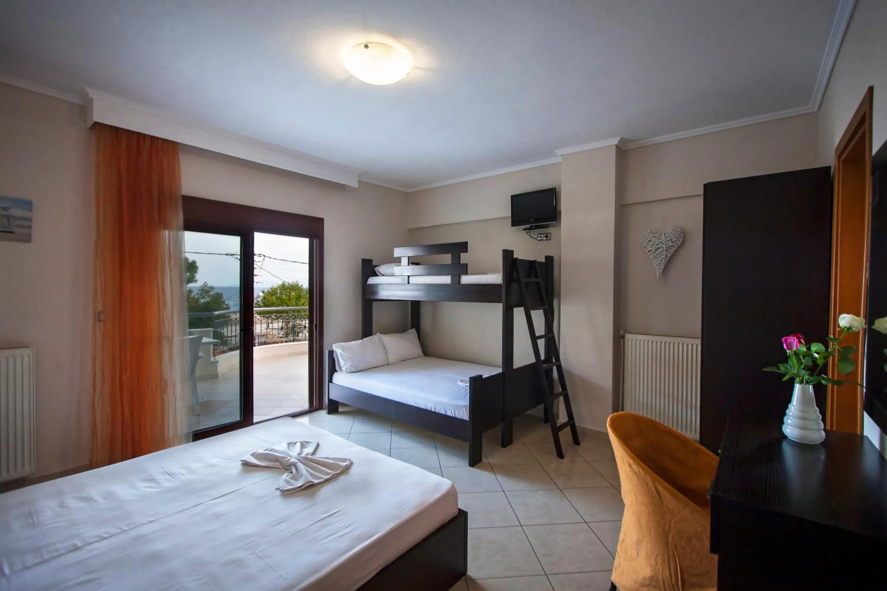 Bed in Villa Amalia Sun Beach