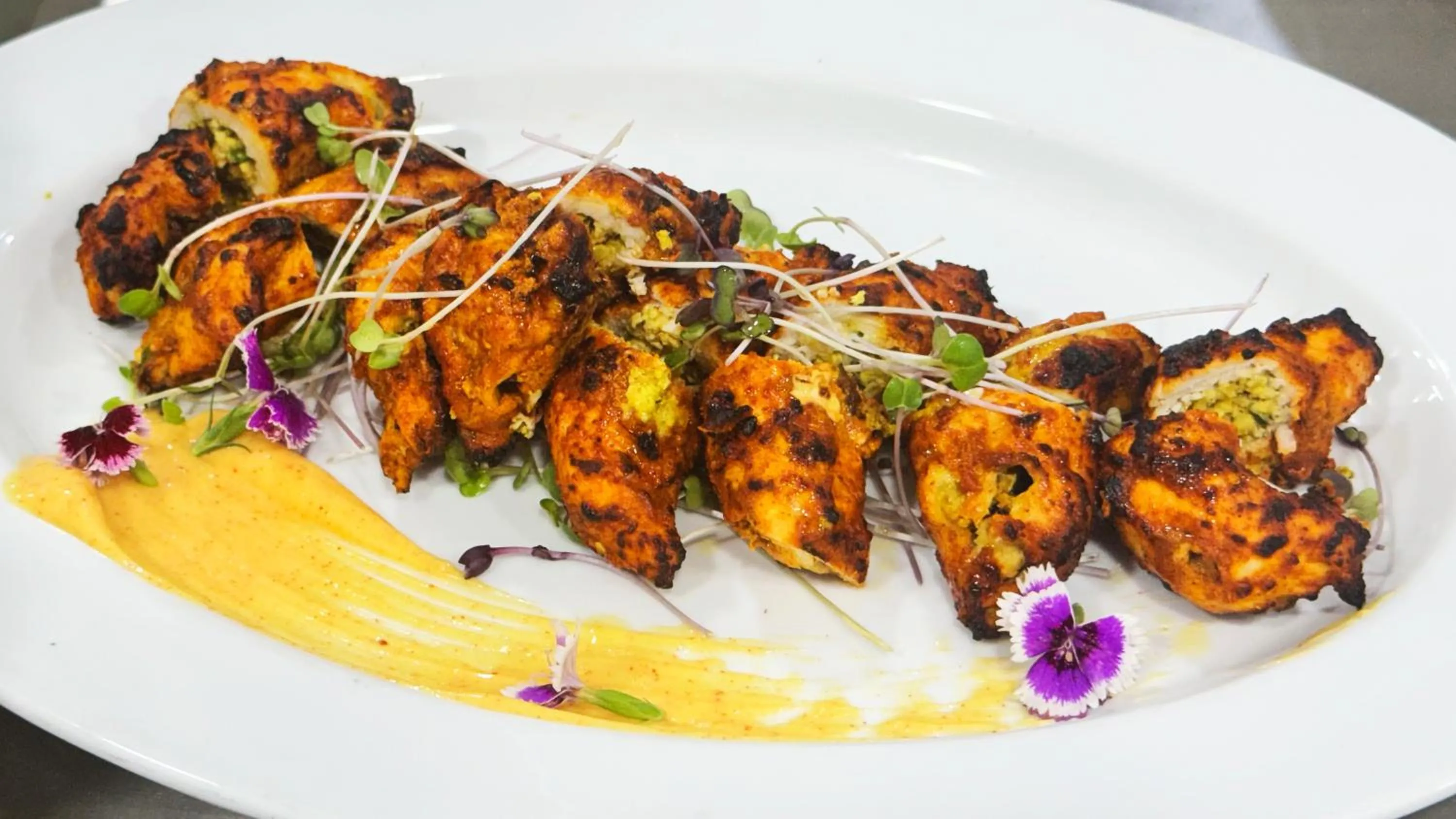 Food in Raya Resorts