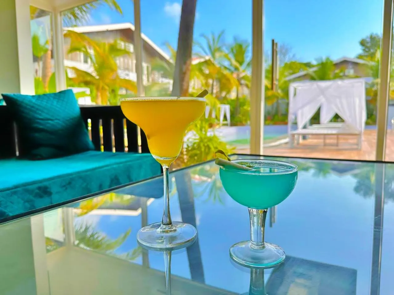 Food and drinks in Raya Resorts