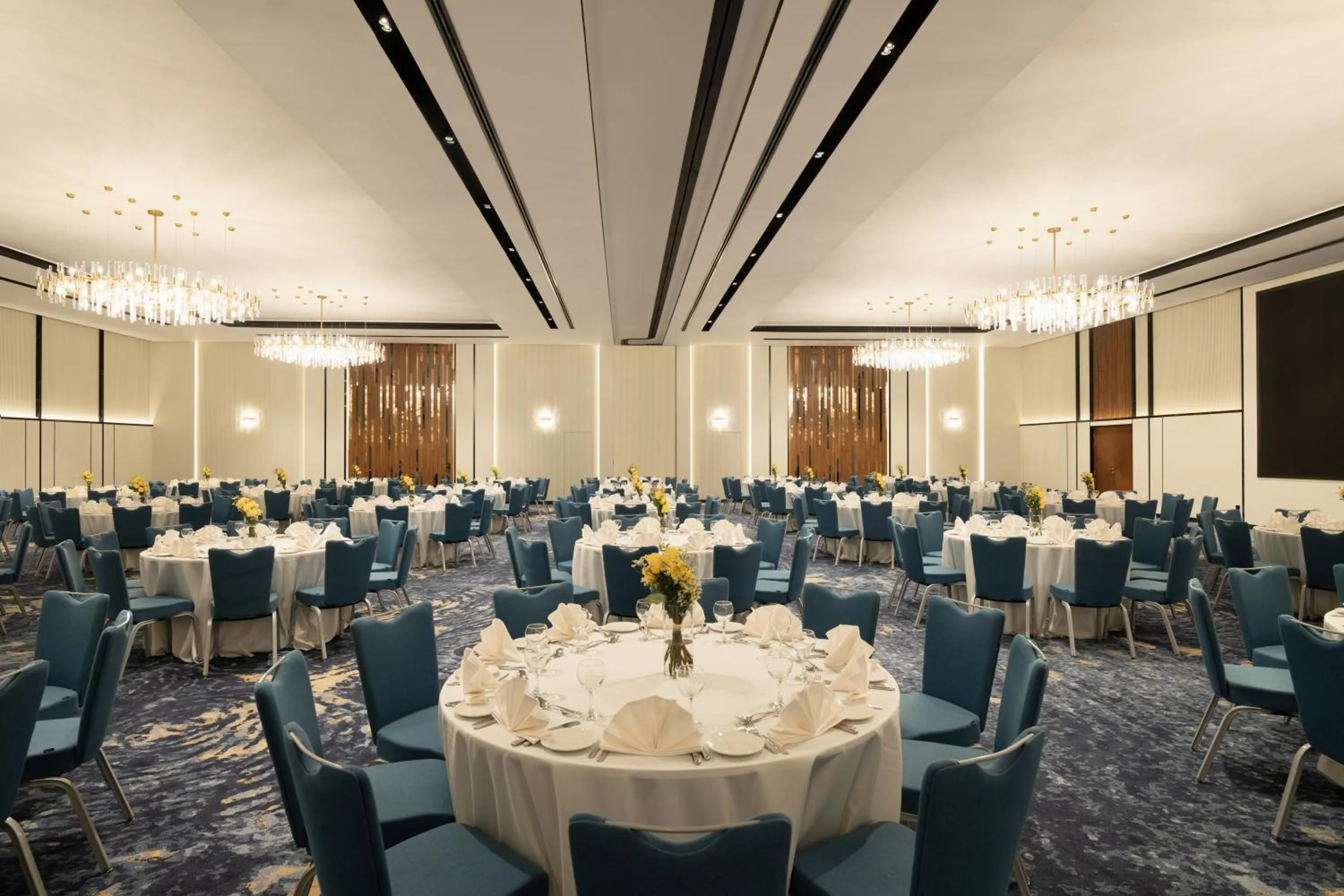 wedding in Park Inn by Radisson Hotel & Apartments Kuwait