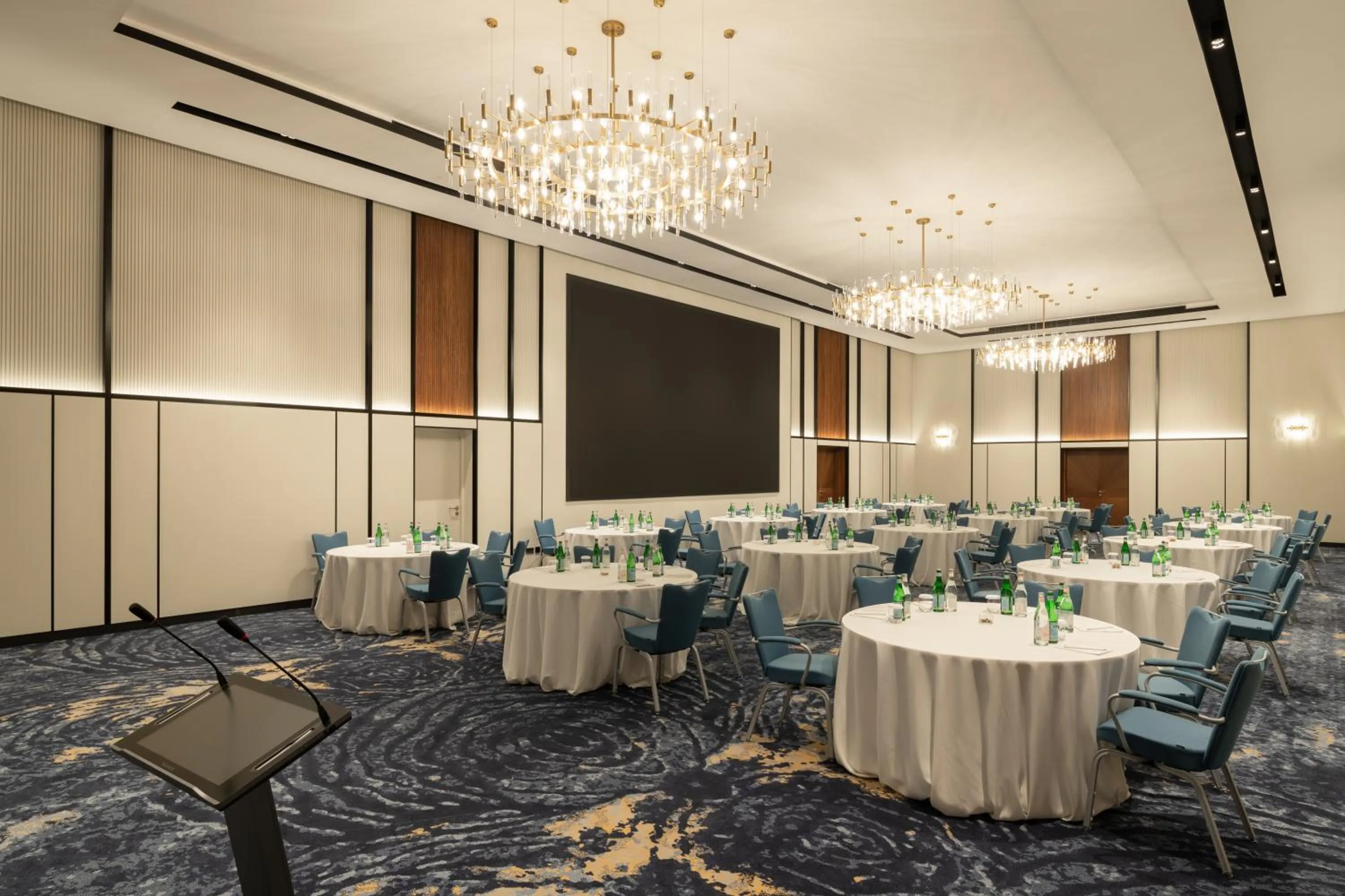 Meeting/conference room in Park Inn by Radisson Hotel & Apartments Kuwait