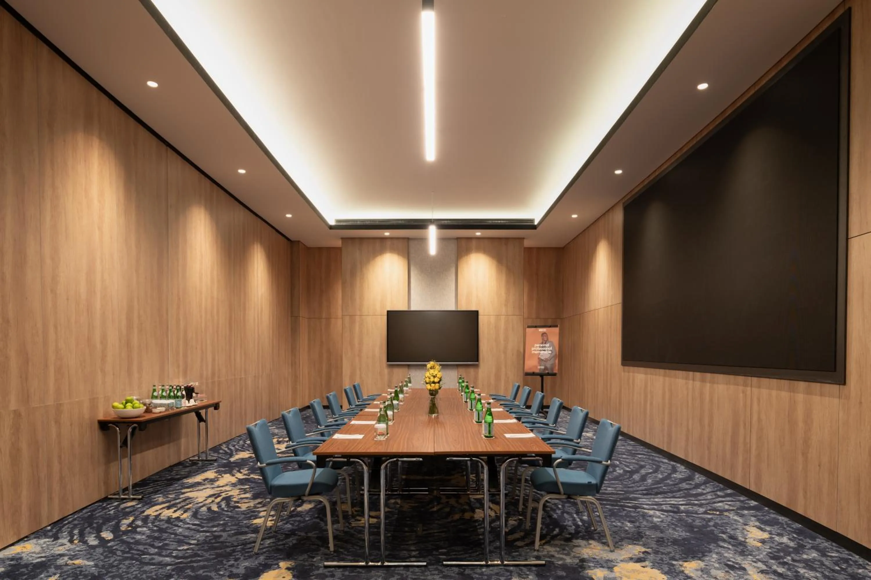 Meeting/conference room in Park Inn by Radisson Hotel & Apartments Kuwait