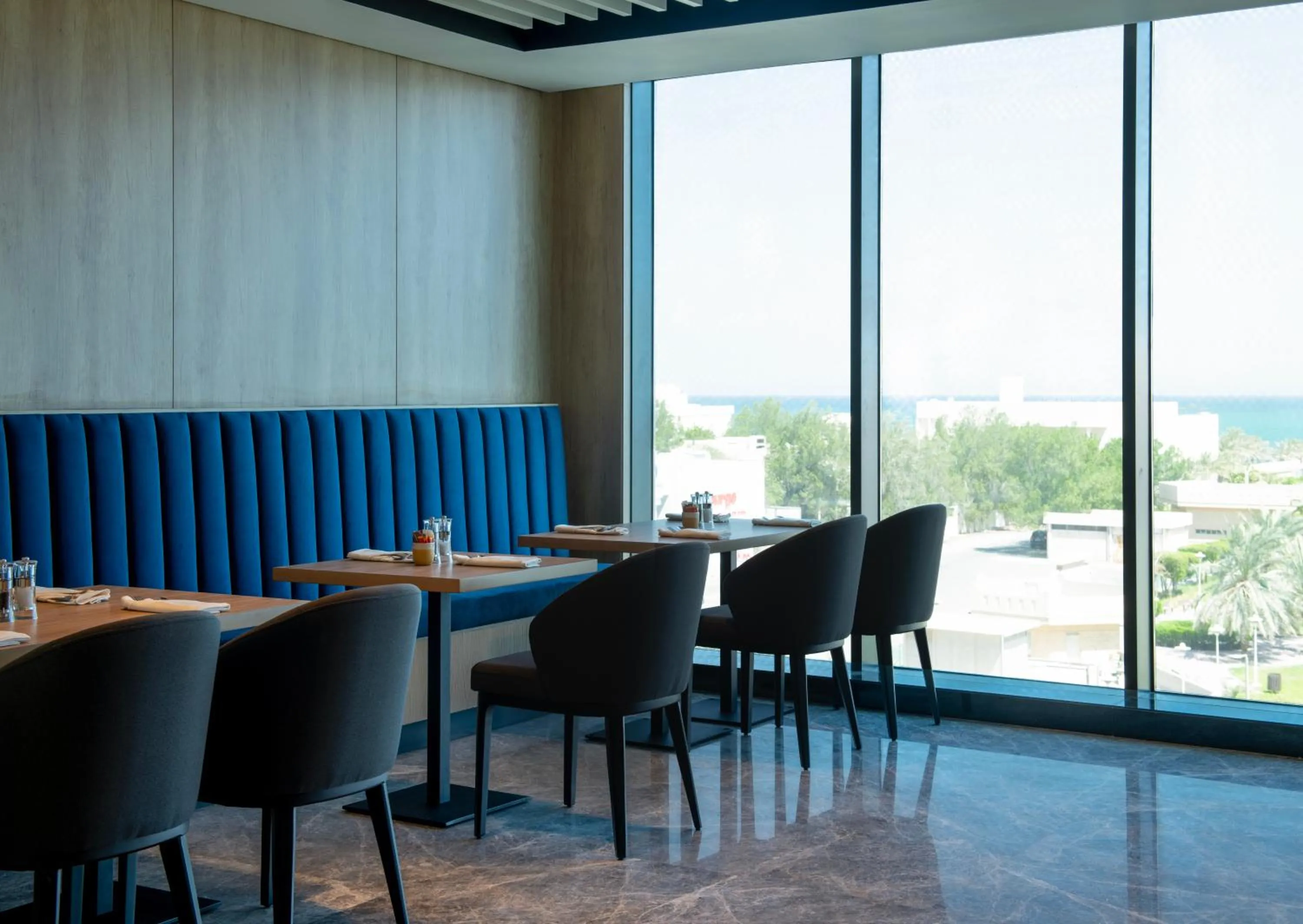 Restaurant/places to eat in Park Inn by Radisson Hotel & Apartments Kuwait