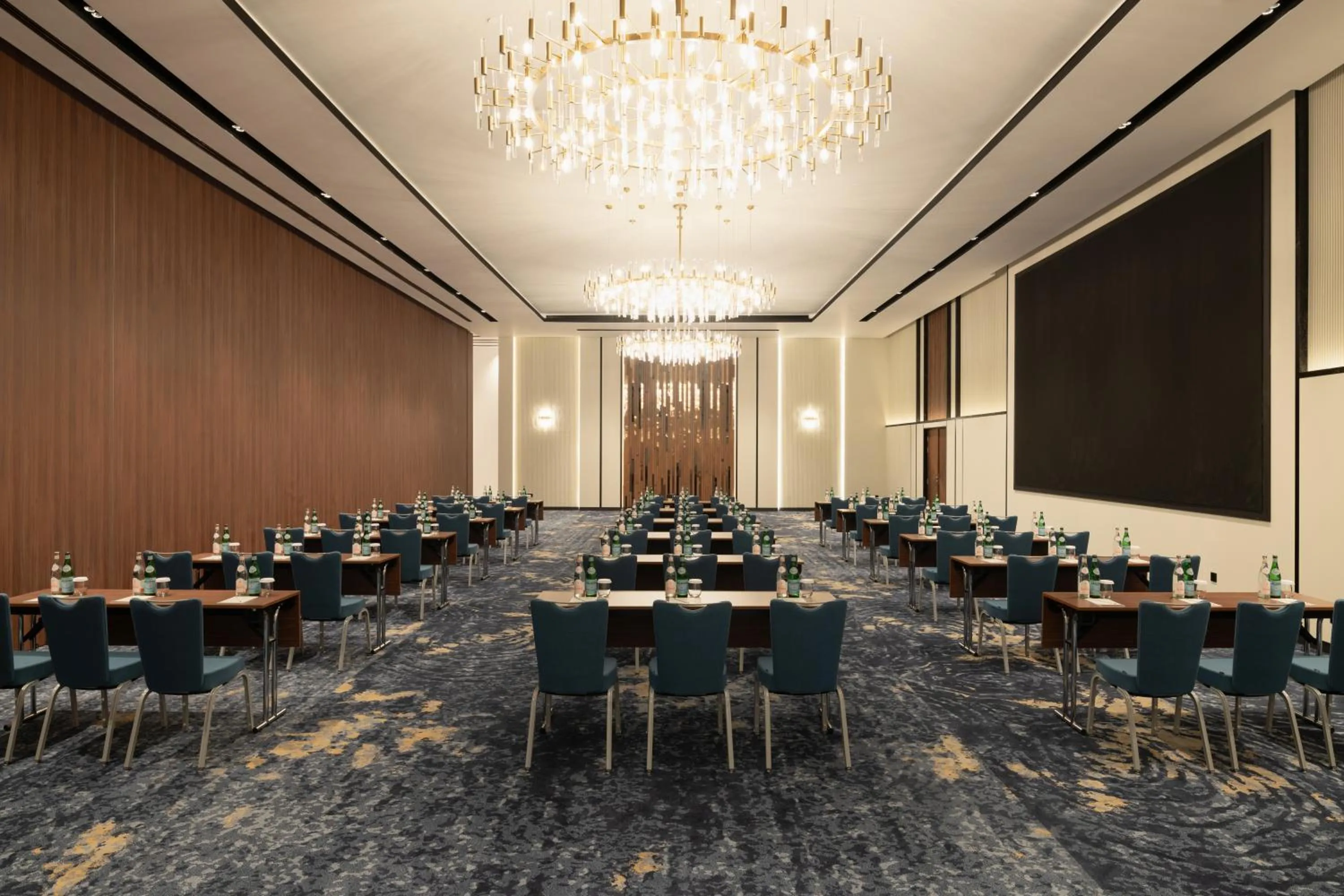 Meeting/conference room in Park Inn by Radisson Hotel & Apartments Kuwait