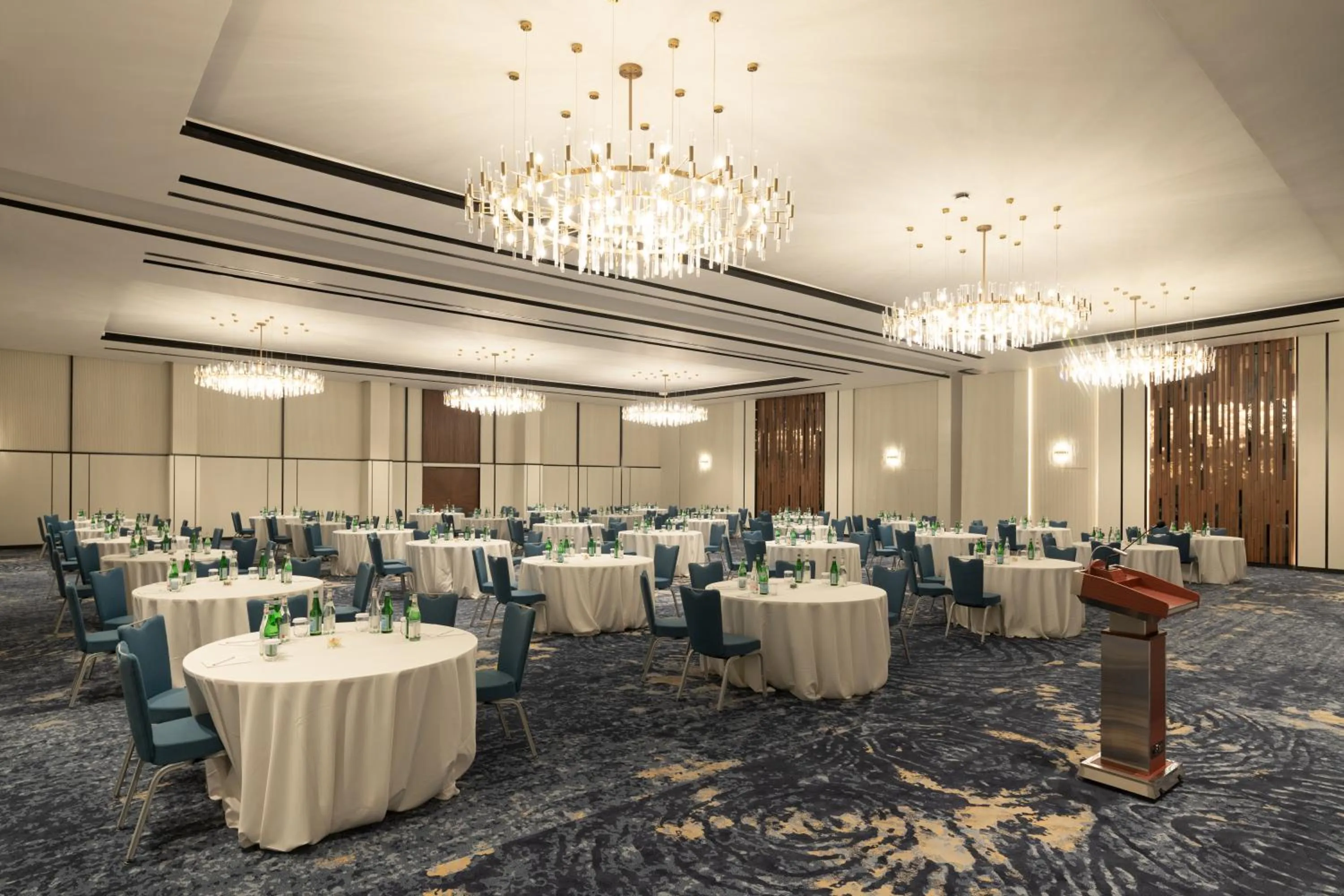 Meeting/conference room in Park Inn by Radisson Hotel & Apartments Kuwait