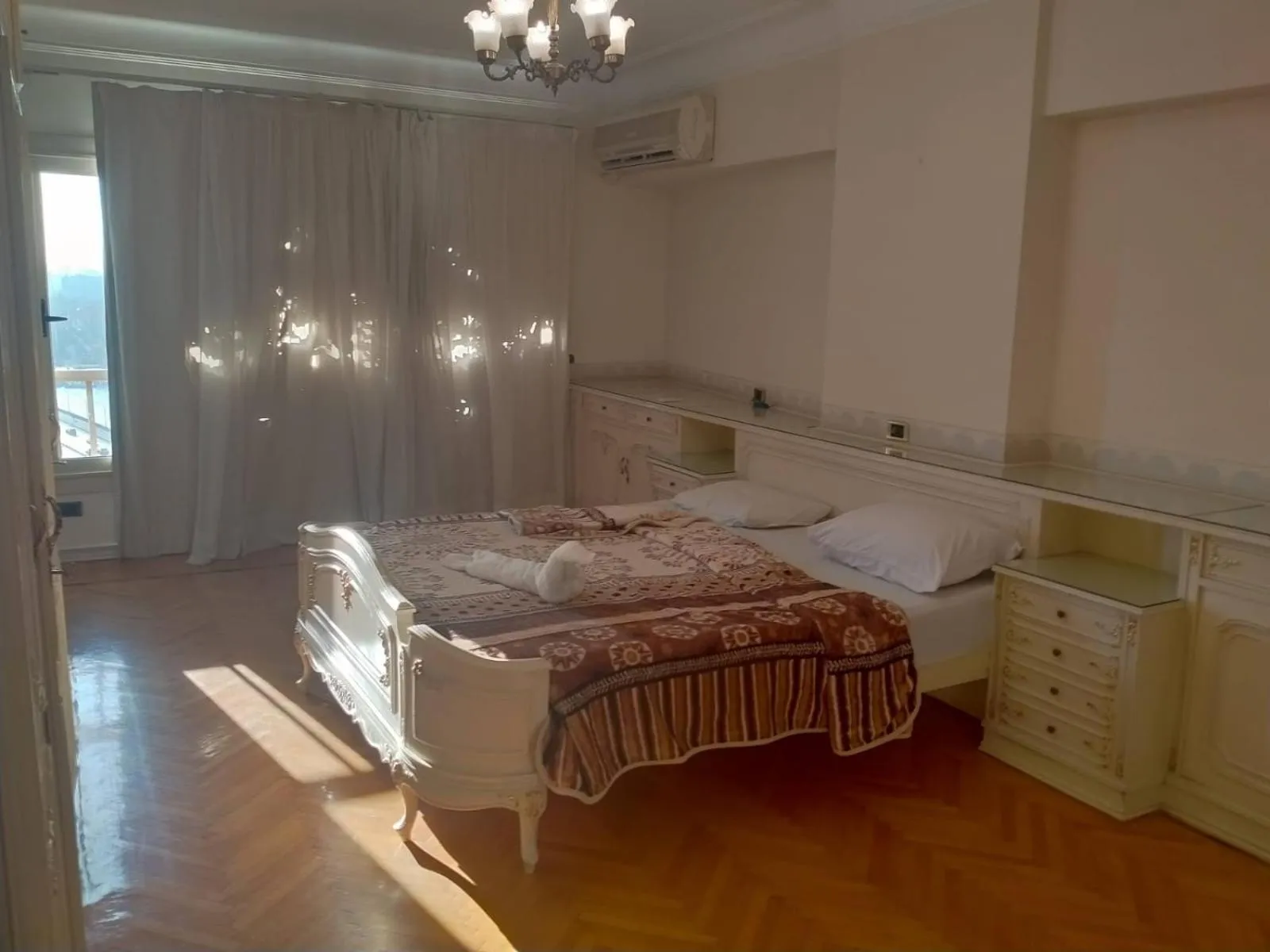 Bedroom, Bed in Nile sky hotel and suites