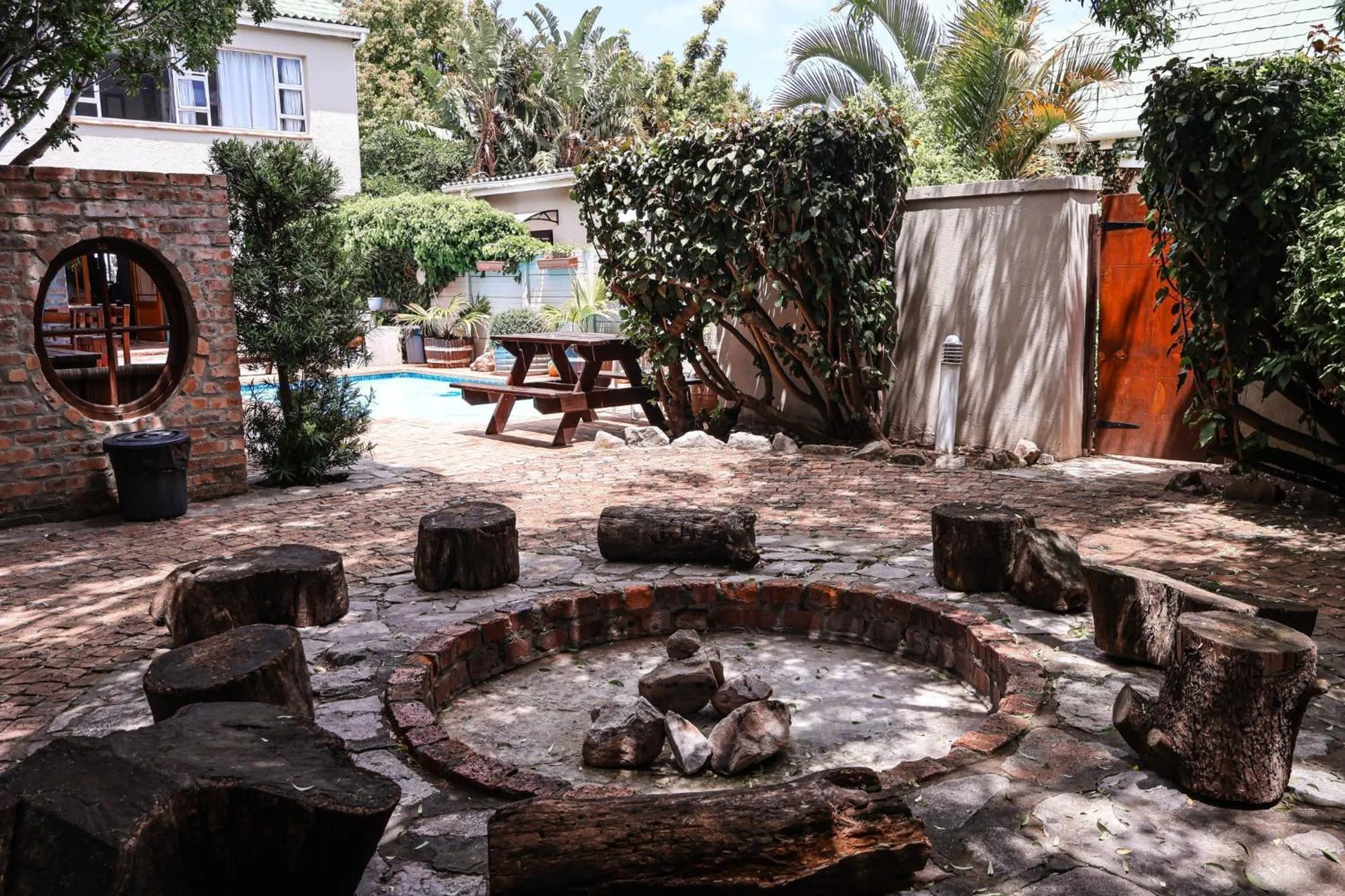 Garden in Hermanus Backpackers & Budget Accommodation