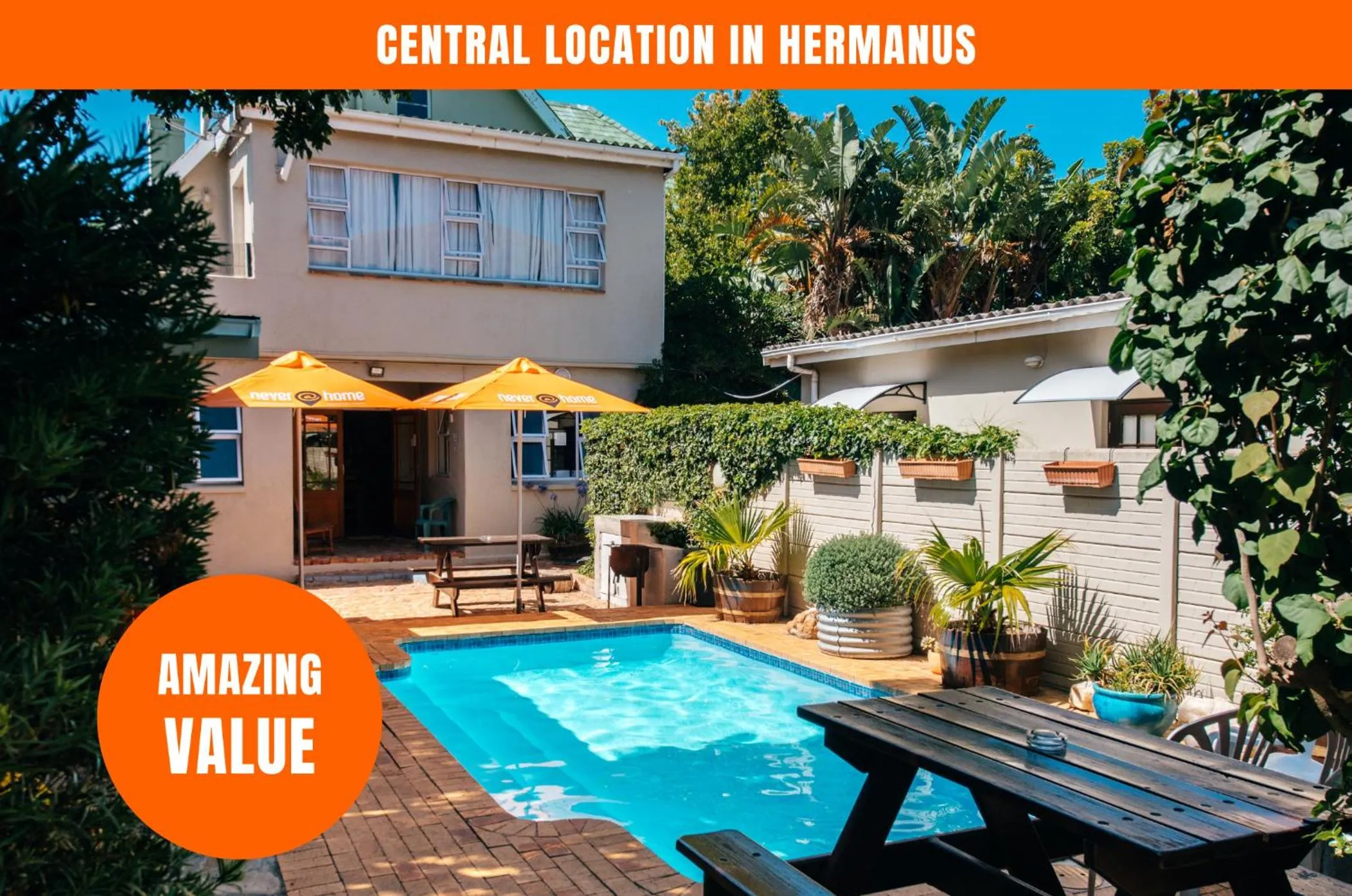 Swimming pool in Hermanus Backpackers & Budget Accommodation
