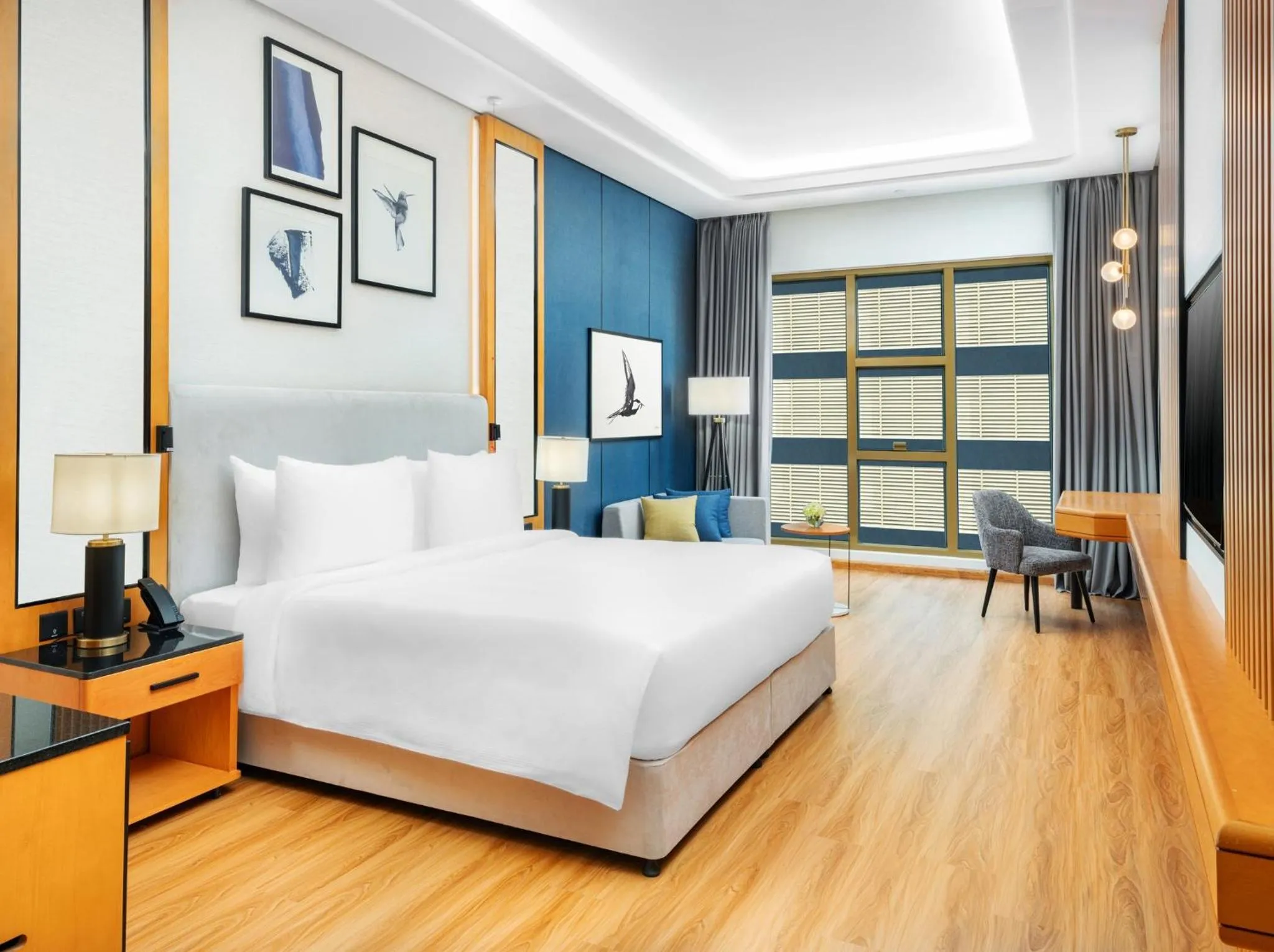 Photo of the whole room, Bed in voco Jeddah Gate by IHG