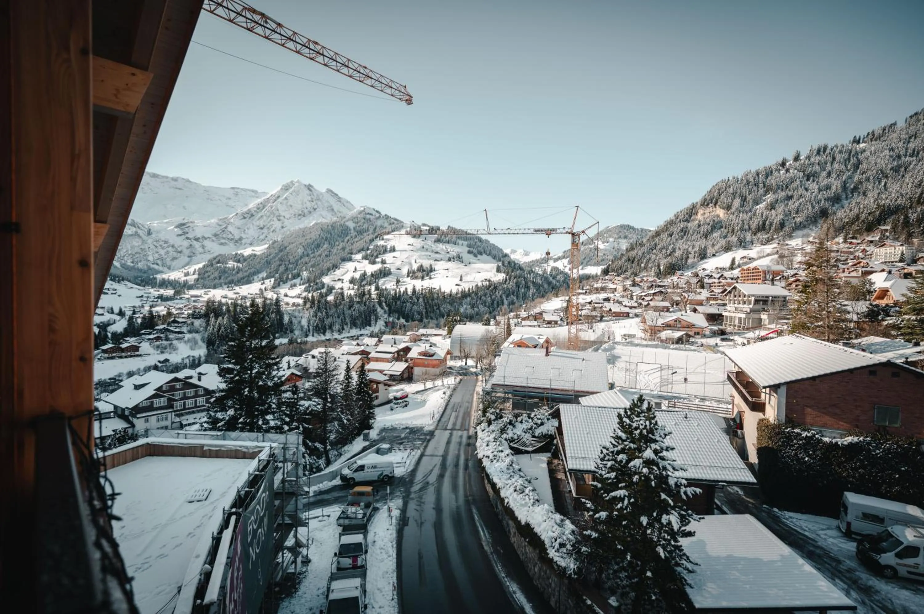 Mountain view in KURVE Apartments & Lounge