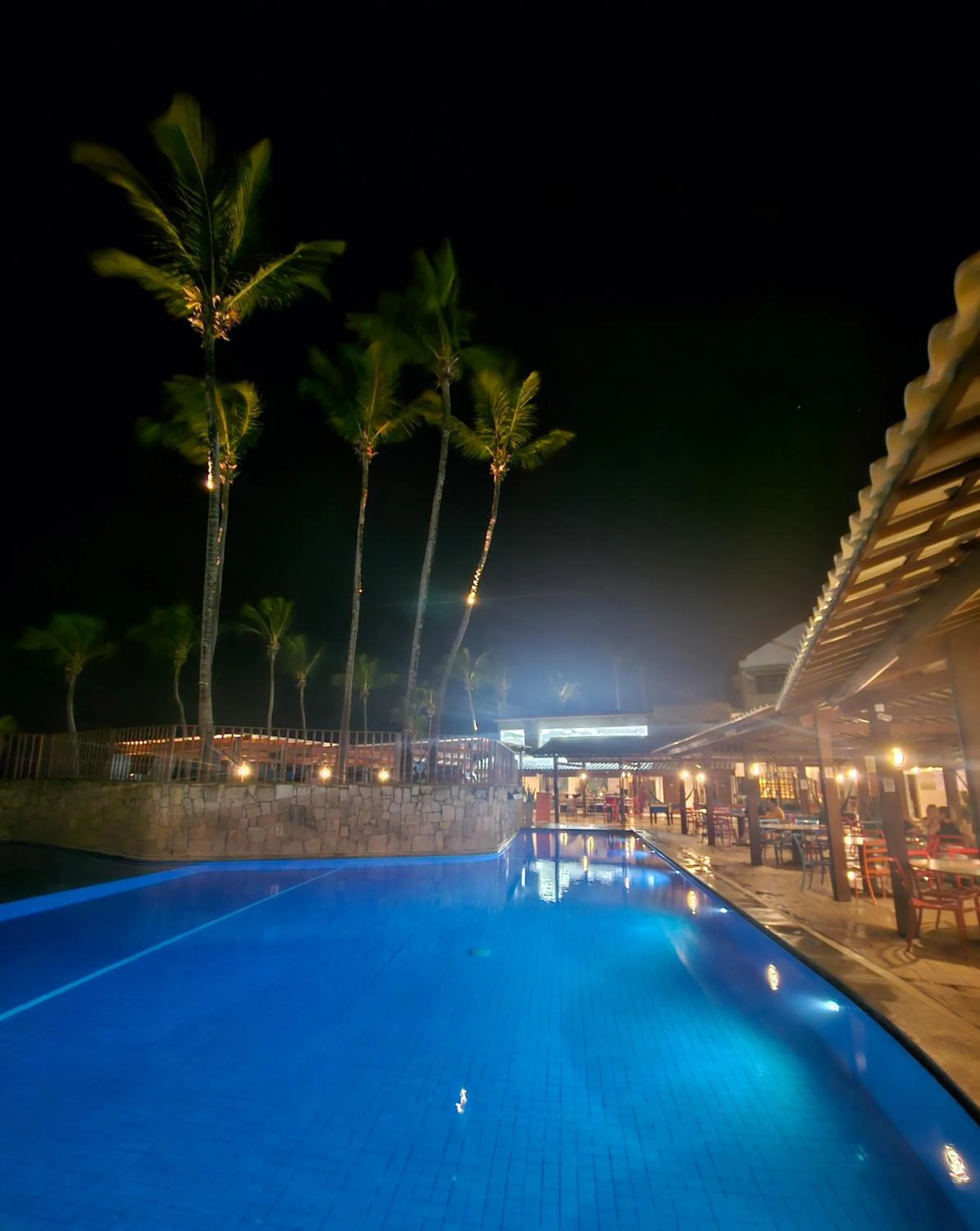 Night in GoldMen Vila do Mar Natal