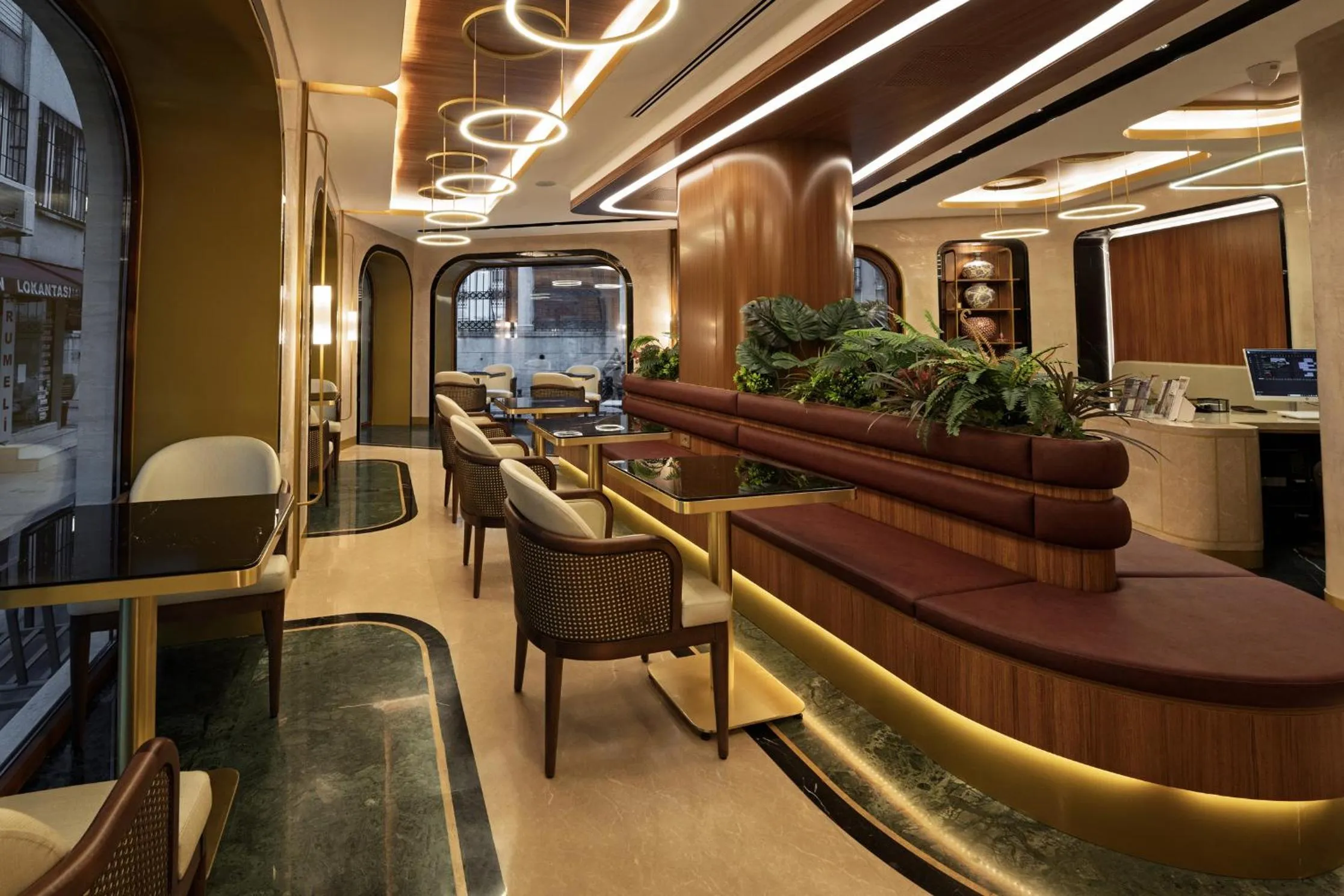 Banquet/Function facilities in Erba Hotel