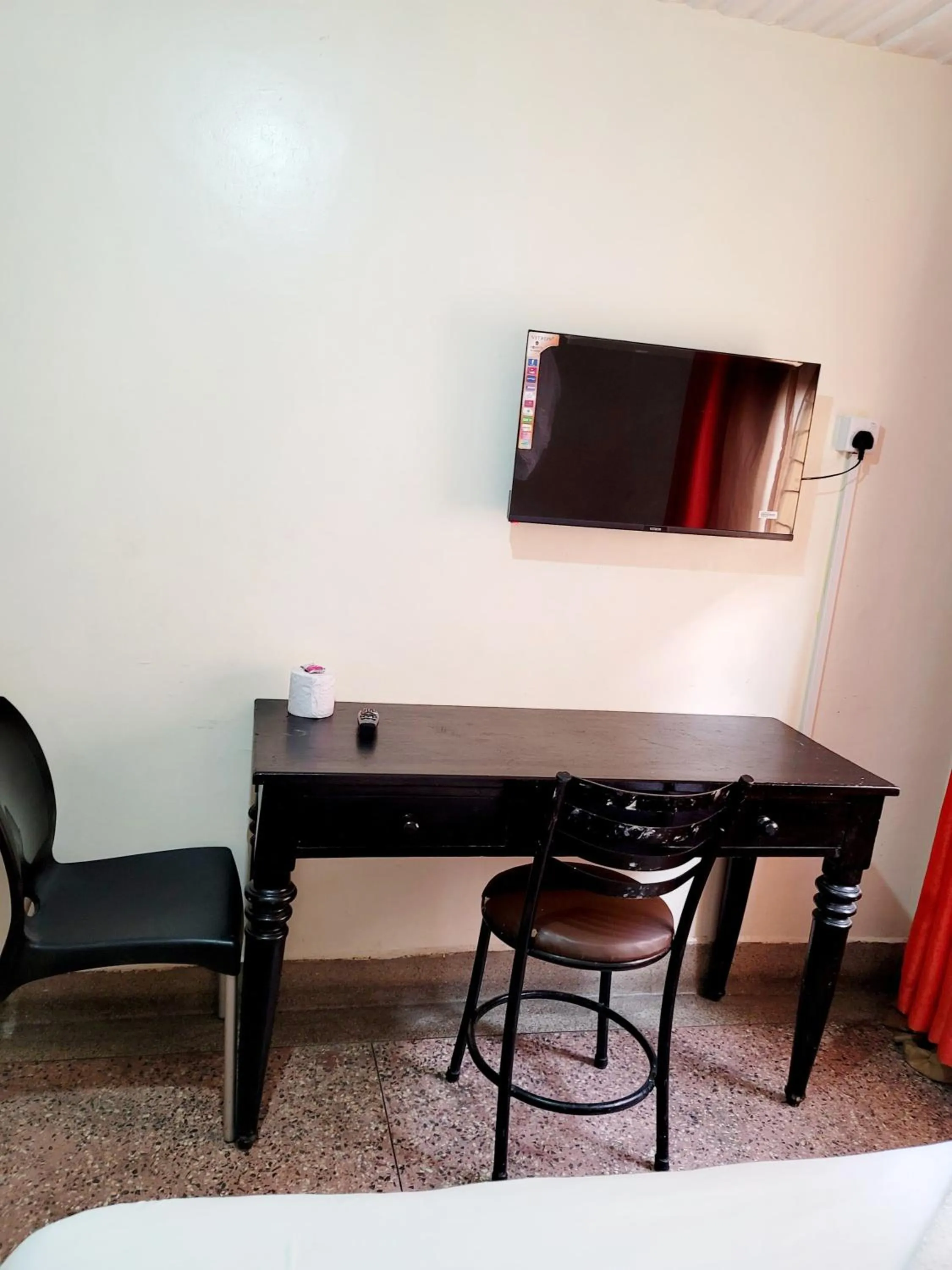 TV and multimedia in Nairobi City Space Hotel